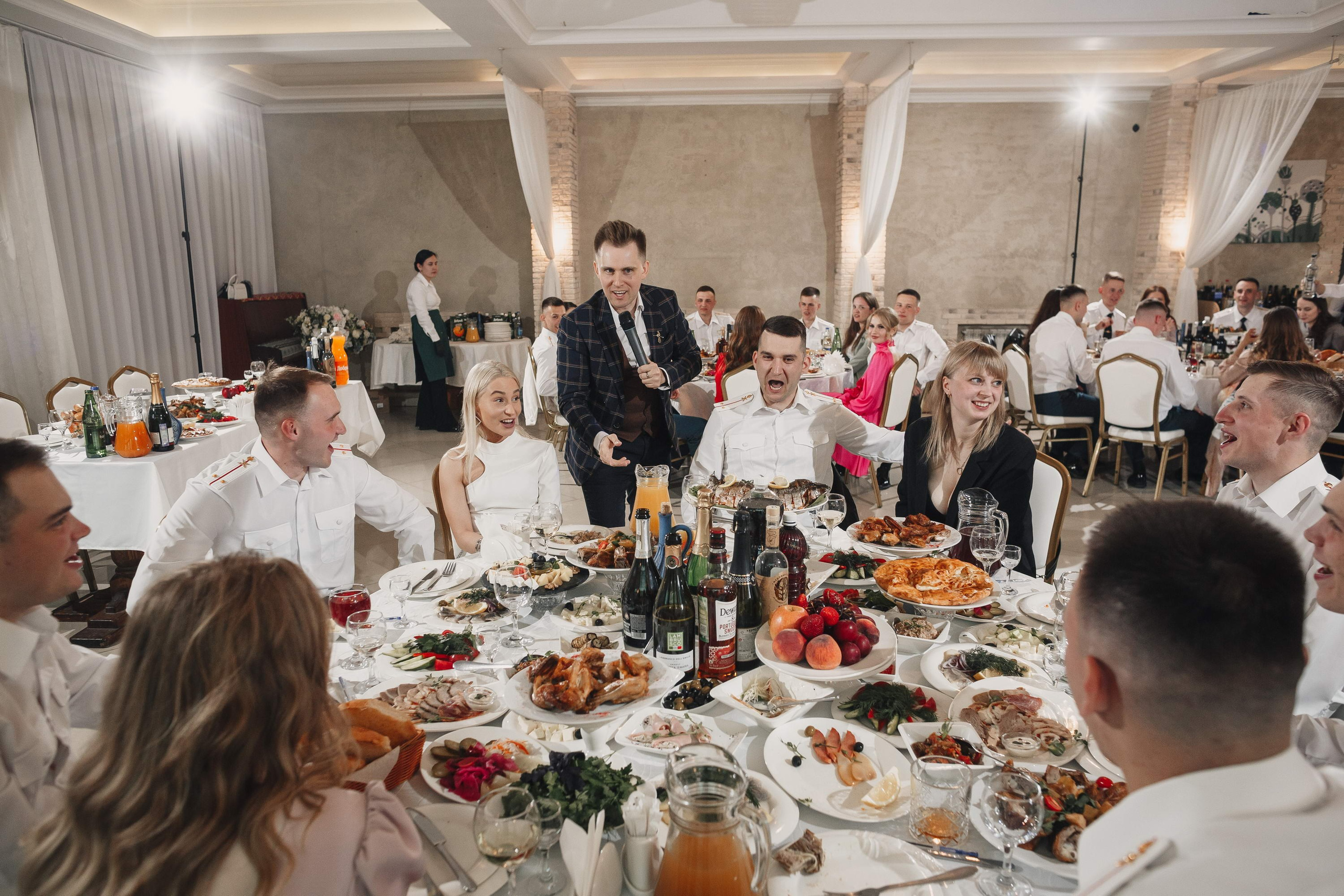 Банкет офицеров выпускников академии связи. Свадебный фотограф Игорь Брундасов 8PHOTO на свадьбу венчание загс СПб