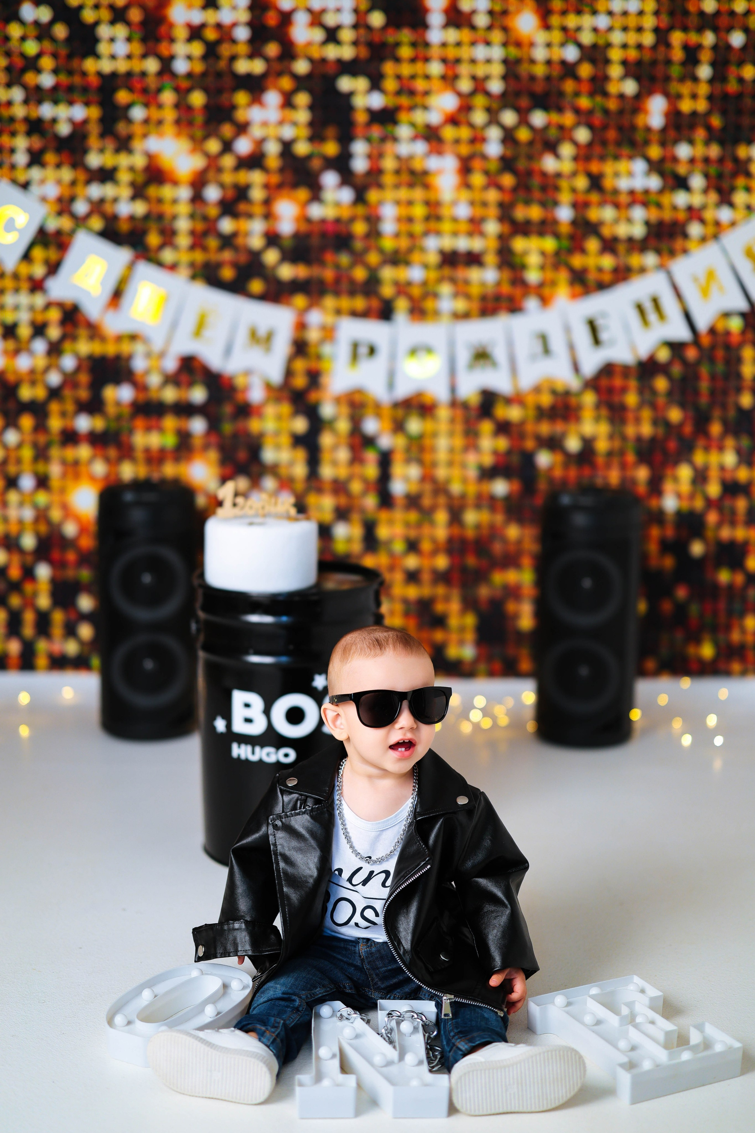 Мальчишки Антураж