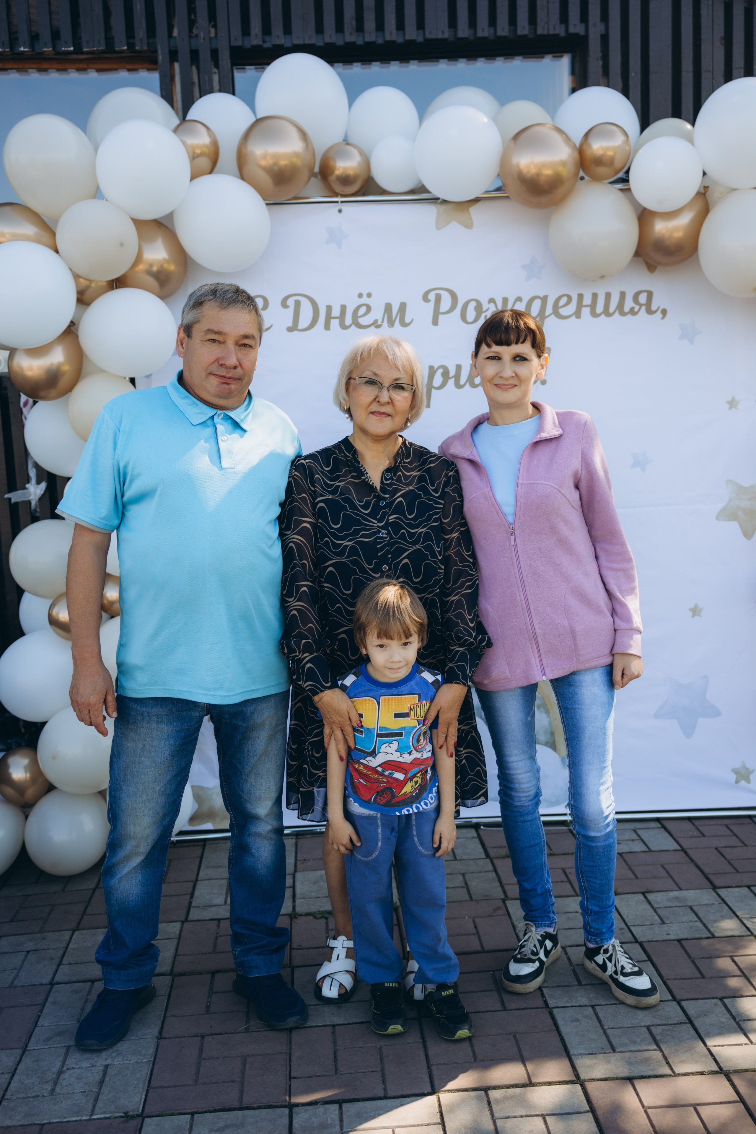 Кириллу год. Свадебный, семейный фотограф в Иркутске Светлана Макаричева