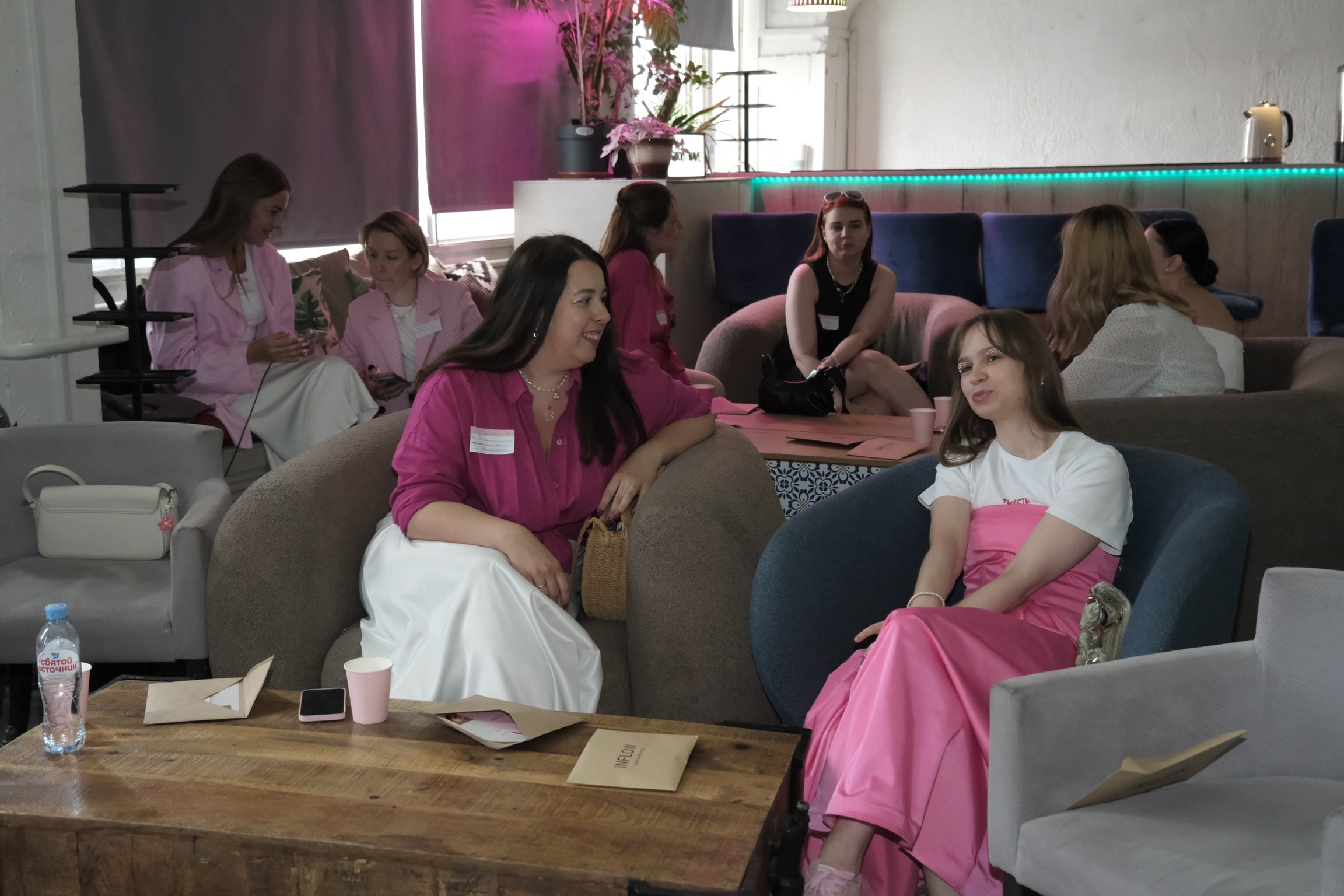 INFLOW | женский клуб. Индивидуальная фотосъёмка в Москве. Фотограф Василиса Тарасова