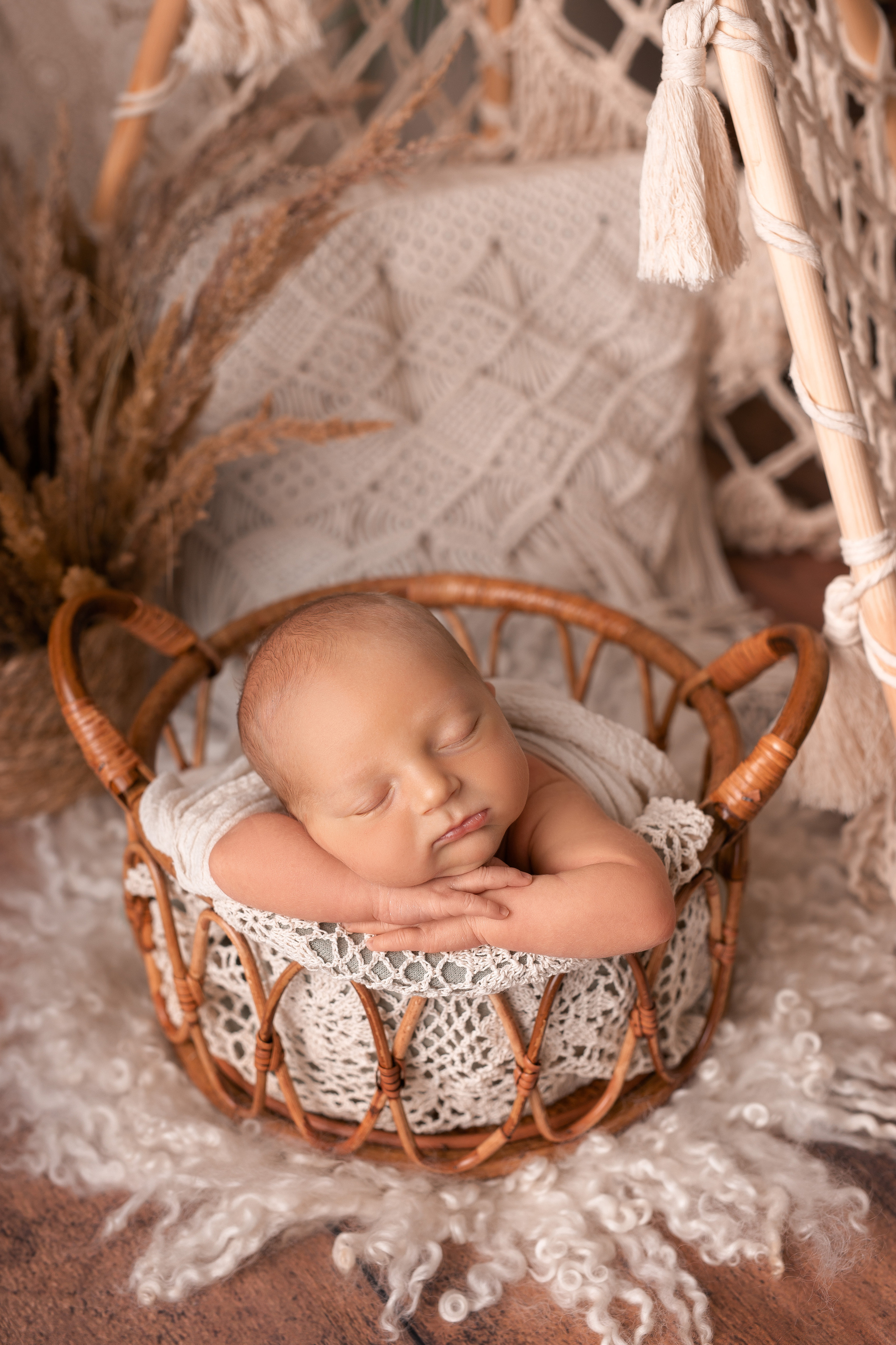 Фотосессия новорожденных в Рязани. Фотограф новорожденных г. Рязань, детский и семейный фотограф