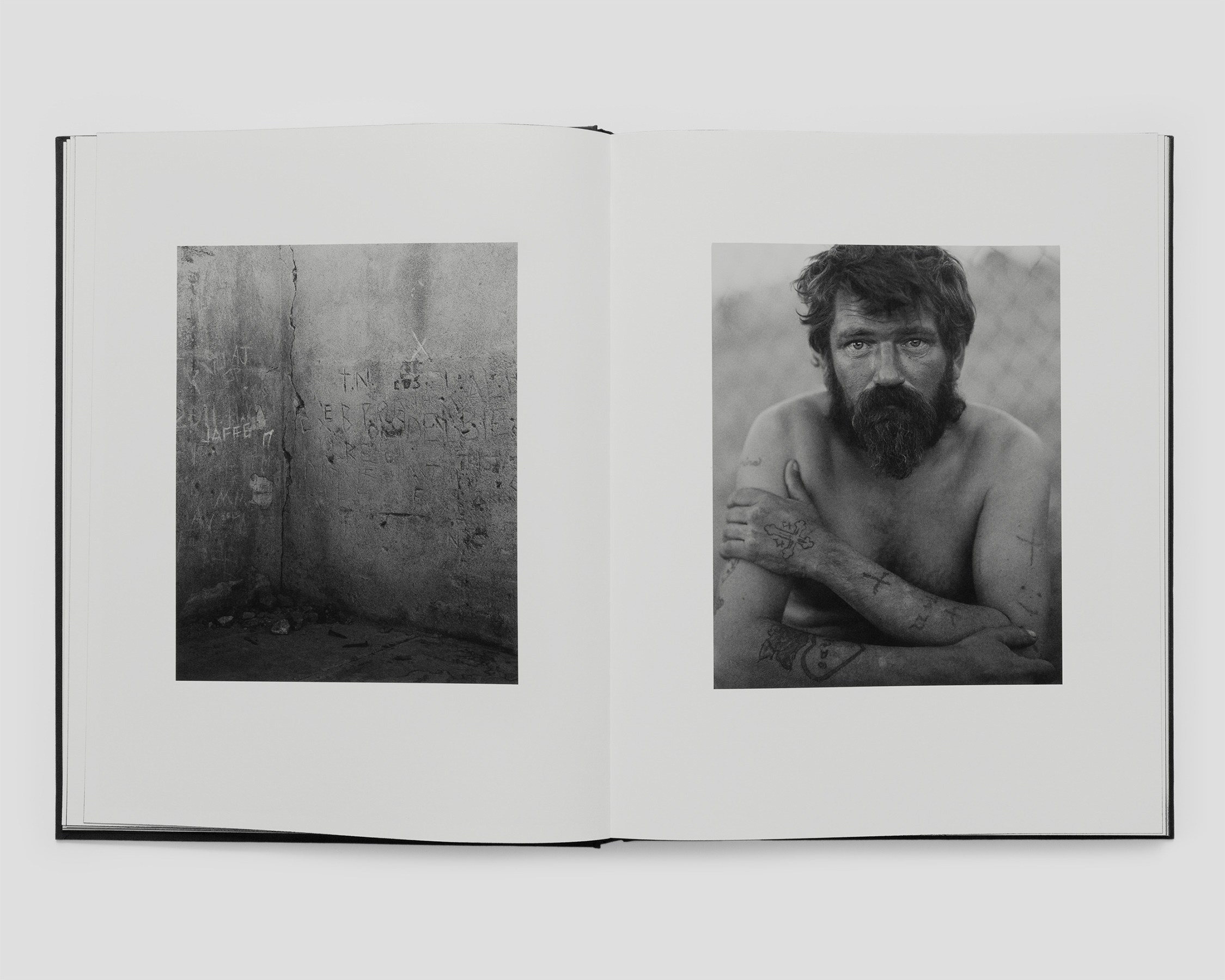 Фотокнижная библиотека Эдуарда Савосина. Фотограф и исследователь фотографии из Санкт-Петербурга Елизавета Веприцкая