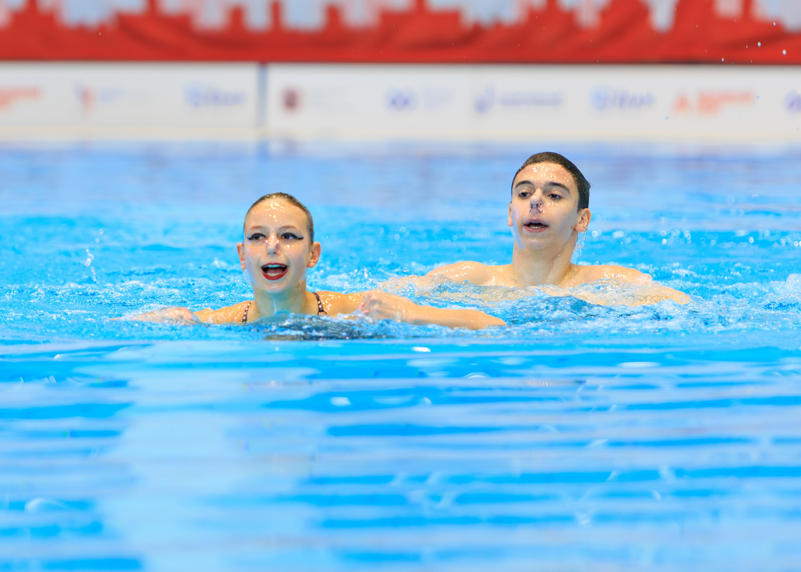 Первенство России по синхронному плаванию дуэт смешанный — техническая программа. Выпускные альбомы и школьный фотограф в Подольске, Троицке, Щербинке, Москве и Московской области