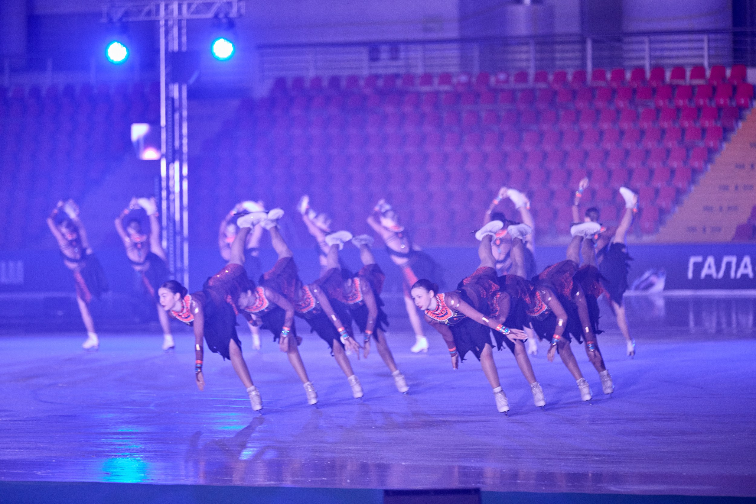 Фотосъемка Гала-шоу «Кристалл» 4.04.2026. Режиссёр, клипмейкер, фотограф — Андрей Охота