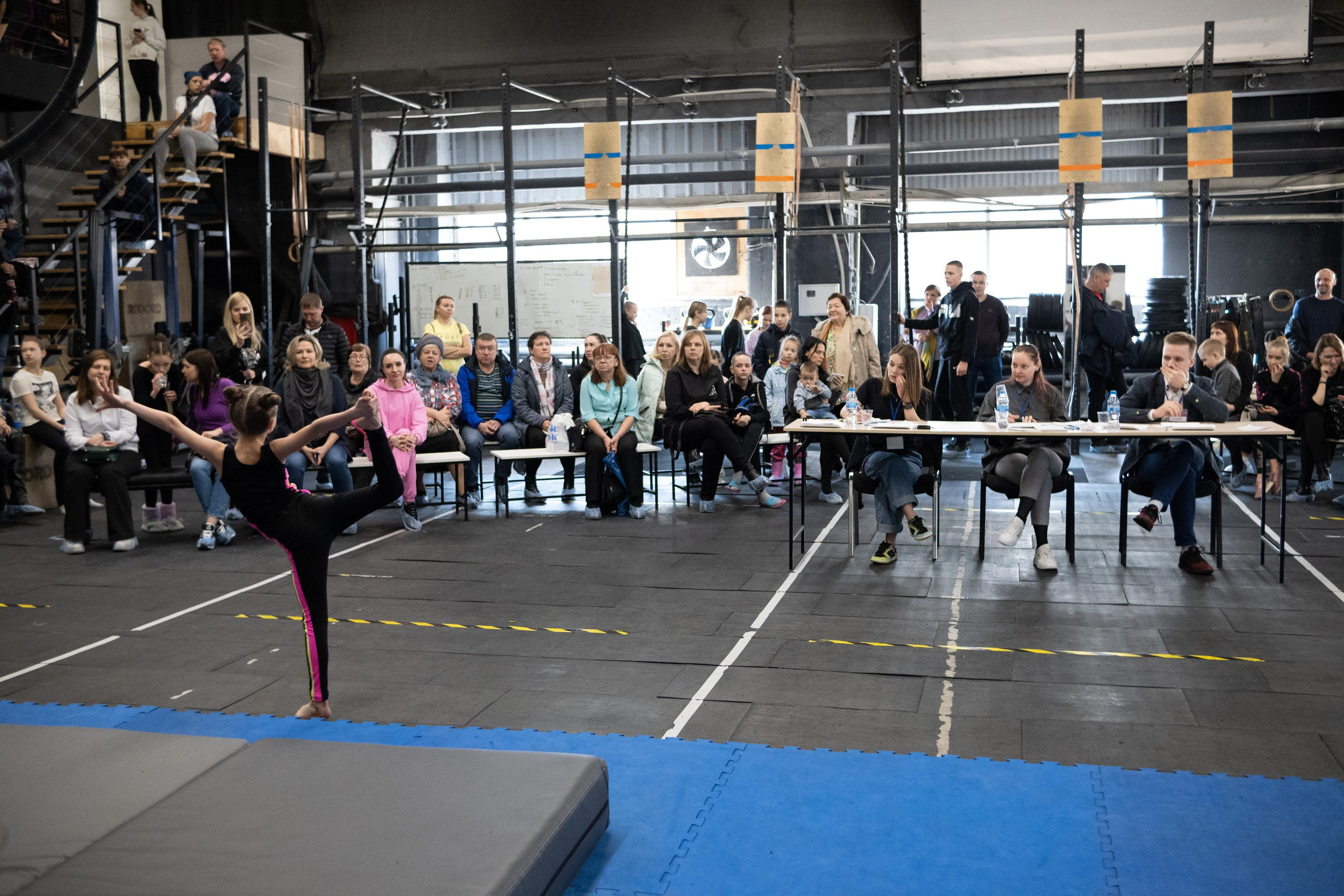 Внутриклубные соревнования по воздушной гимнастике 02.04.23