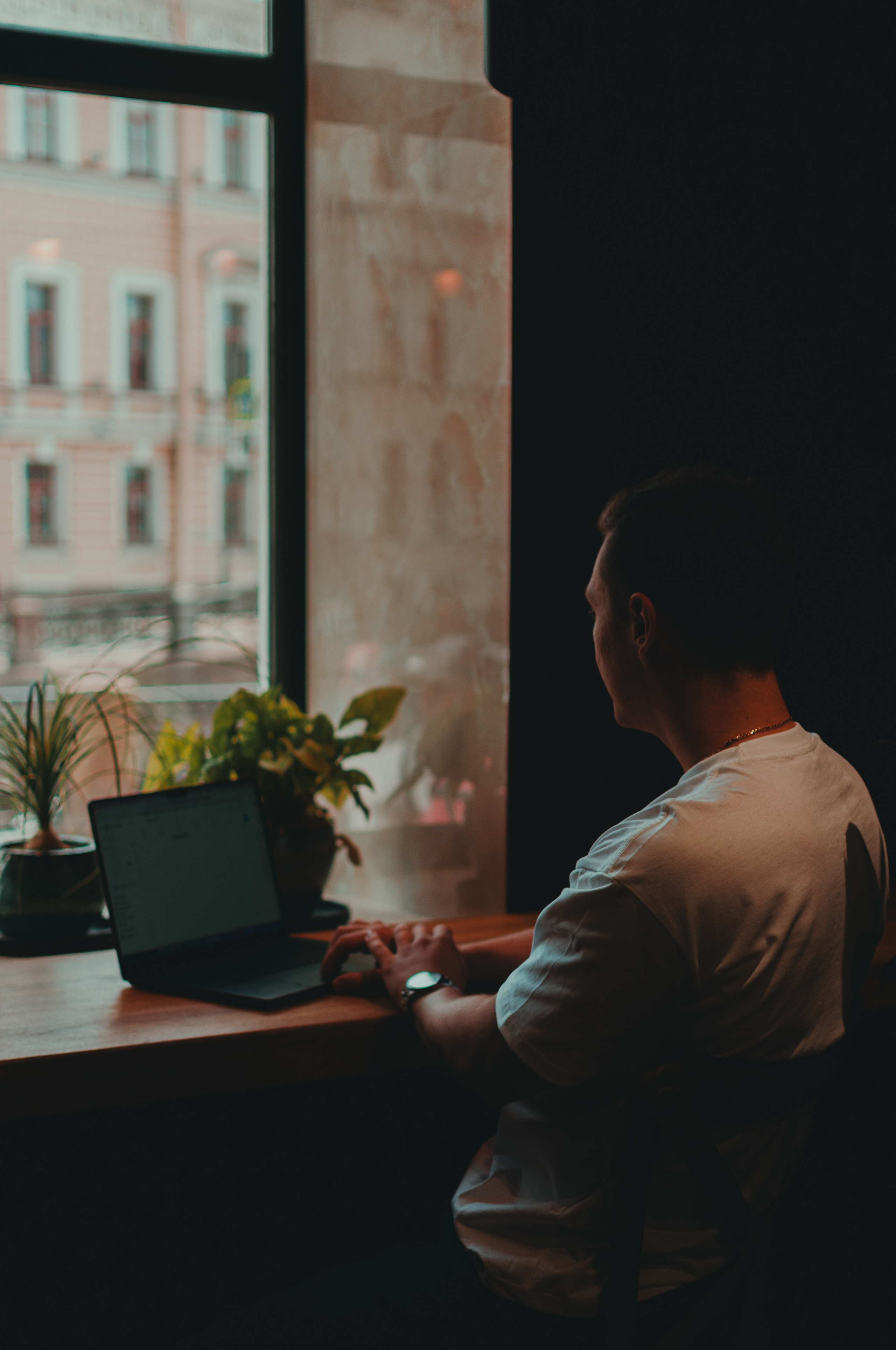 Владимир. MILATE — выпускные альбомы, фотосессии и видео в Москве