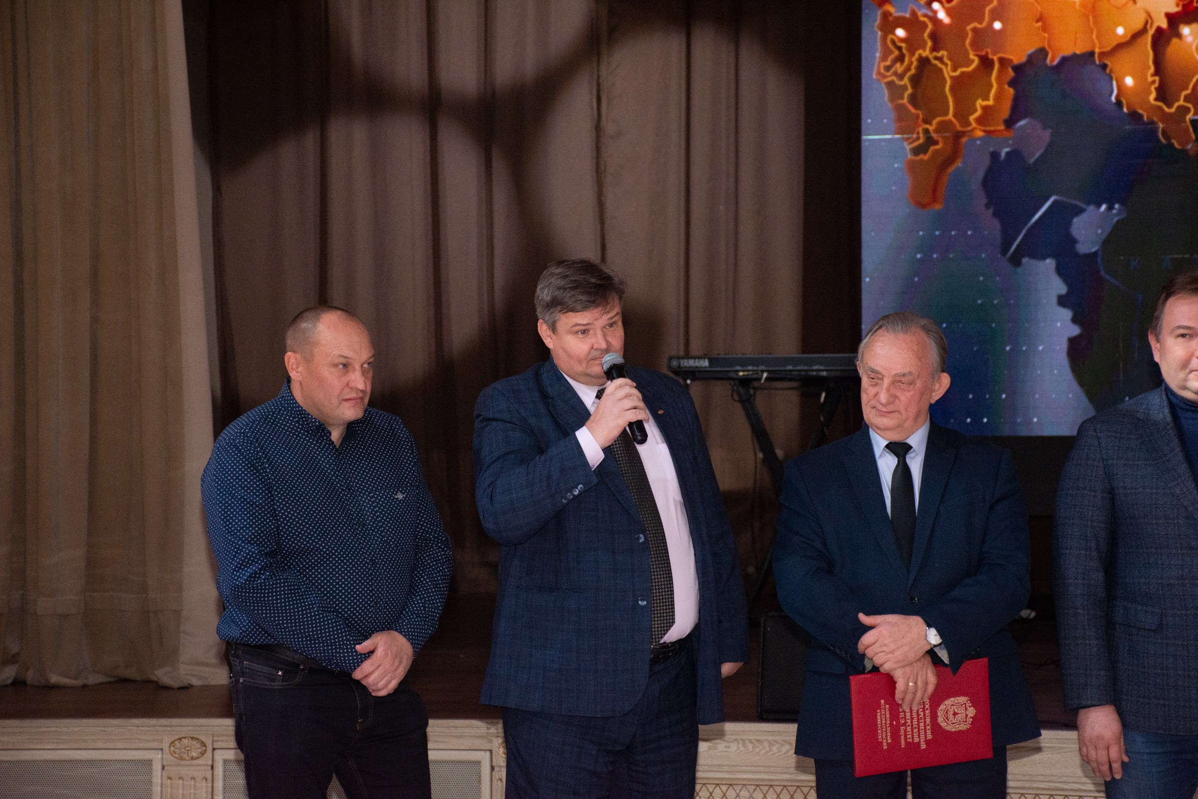 ЧКЗ. Фотограф Максим Буряк