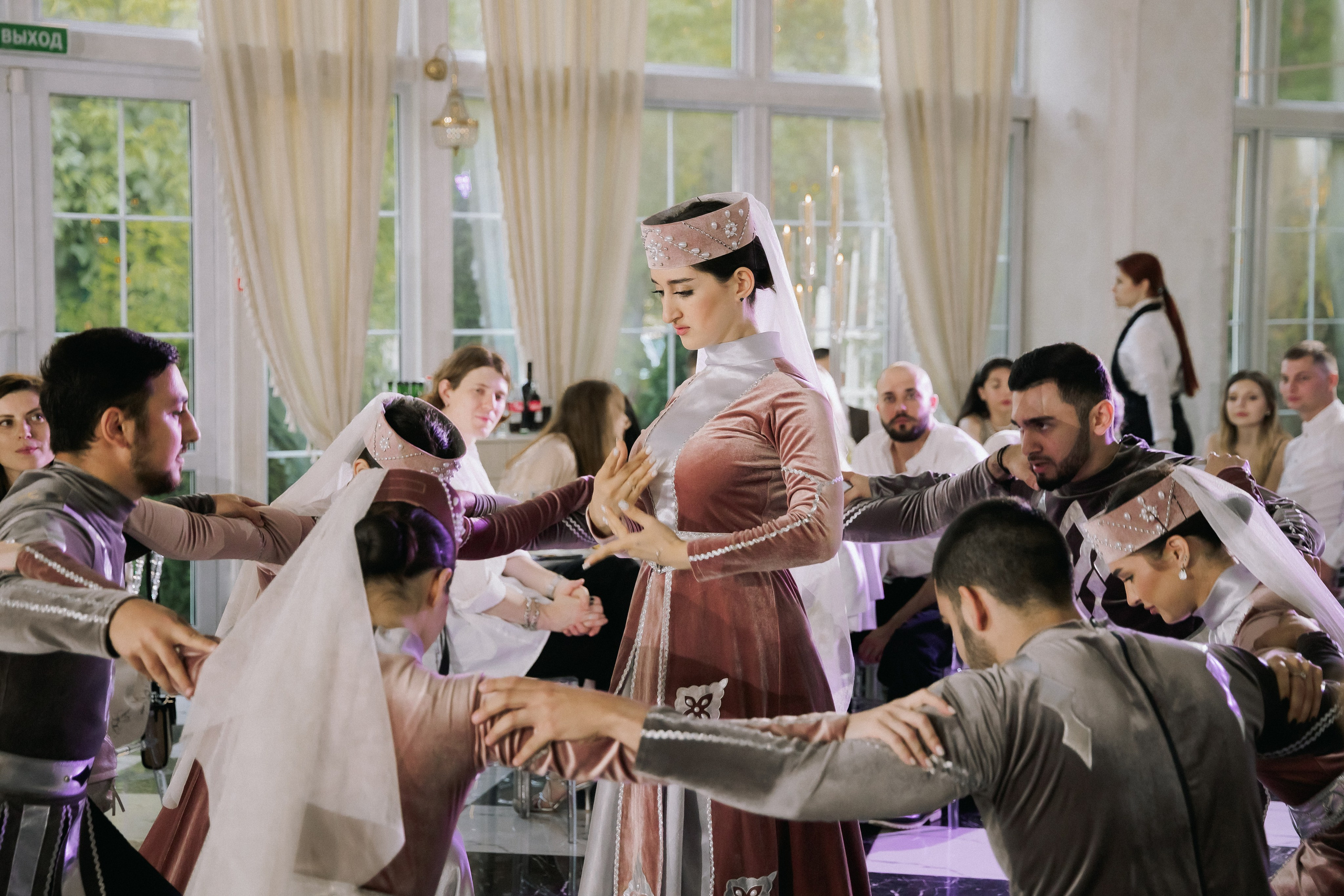 Свадебный день Лины и Роберта. Свадебная фотография. Арина Рубах