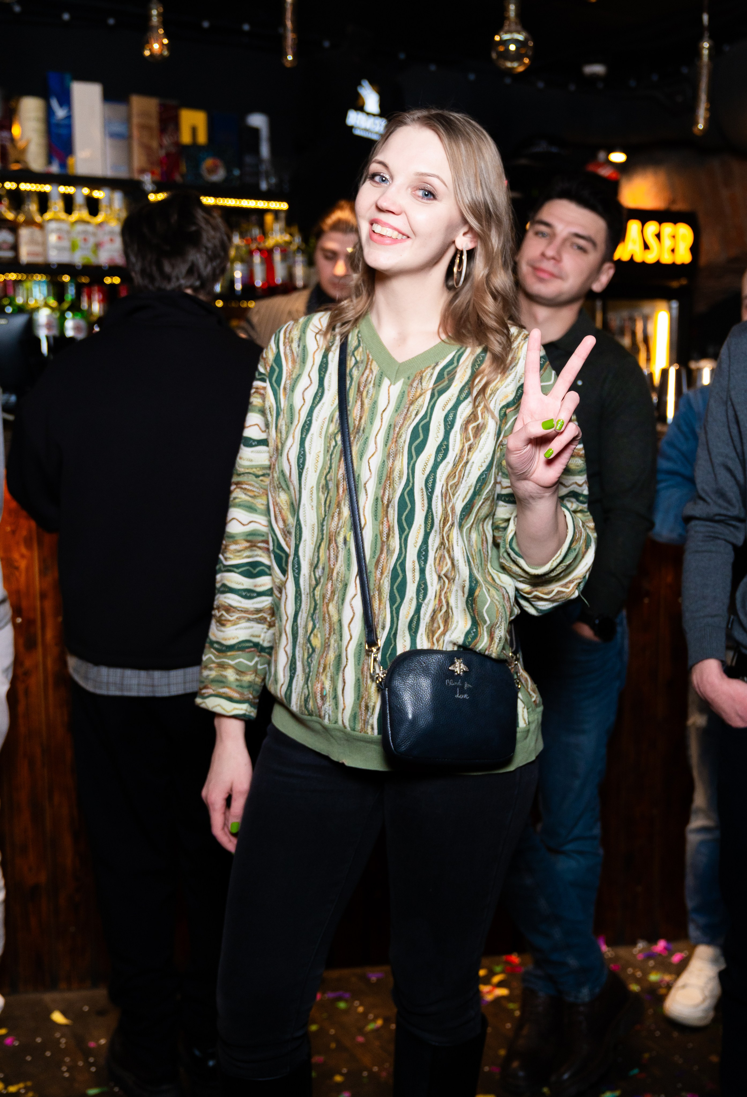 Новый год 2026. Новогодняя ночь 2026 в баре Дебошир (Debaser). Репортажный, street и urban фотограф в Санкт-Петербурге Мальцев Евгений