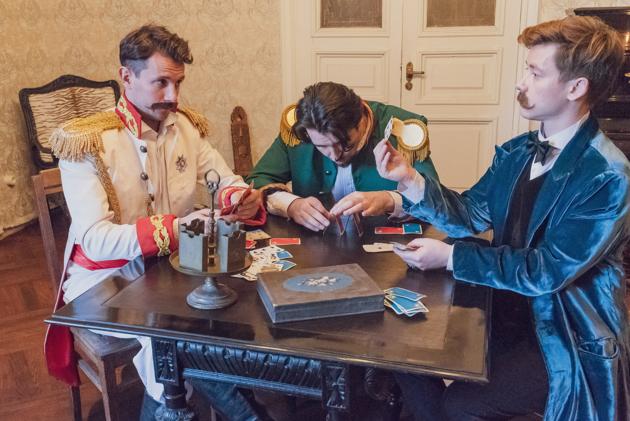 Съёмка «Пиковая дама» для Piterville. Фотограф, ретушёр, графический дизайнер в Петербурге Борякина Настя