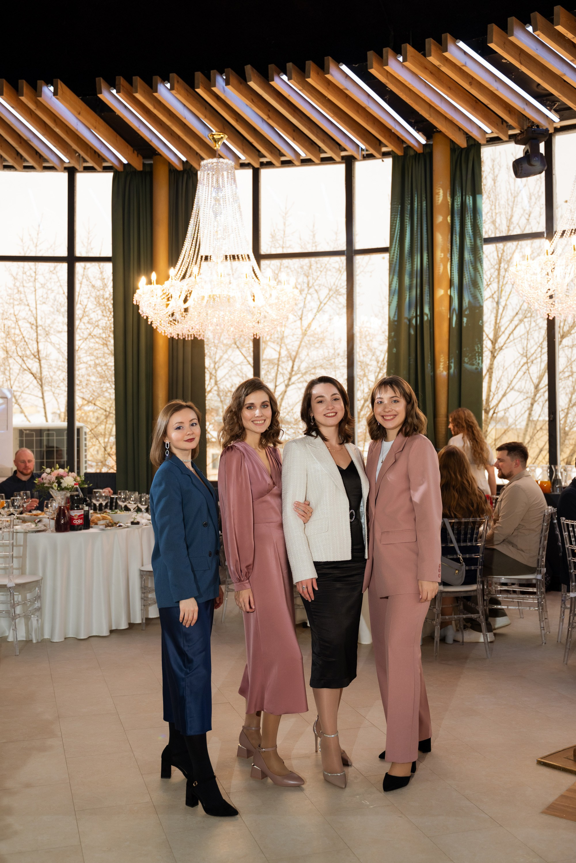 Павел и Антонина | 03.12.23. Свадебный фотограф в Санкт-Петербурге Владислава Тюльпина