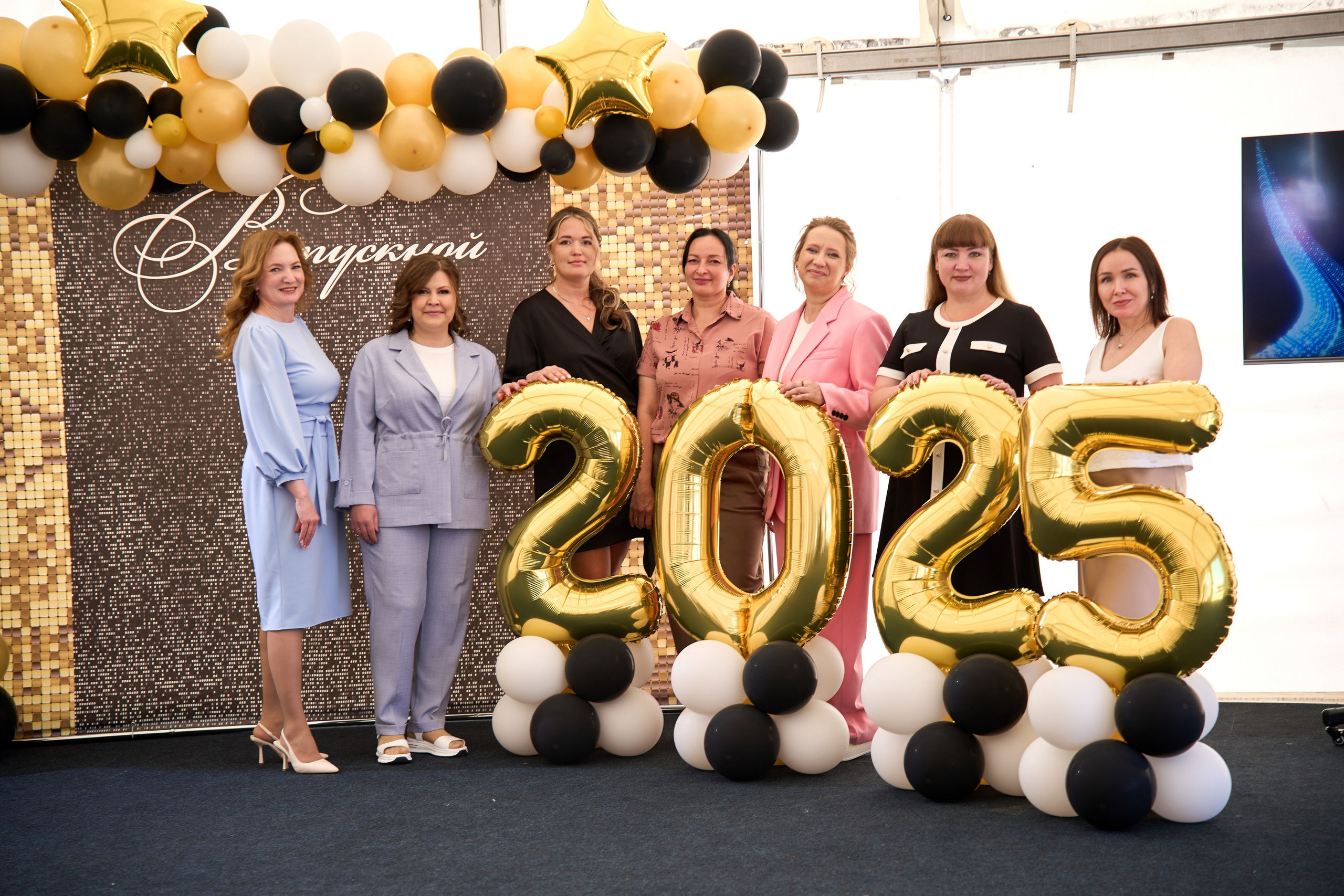 Выпускной 4 шк 9 класс Коматек. Фотостудия «Стрекоза»