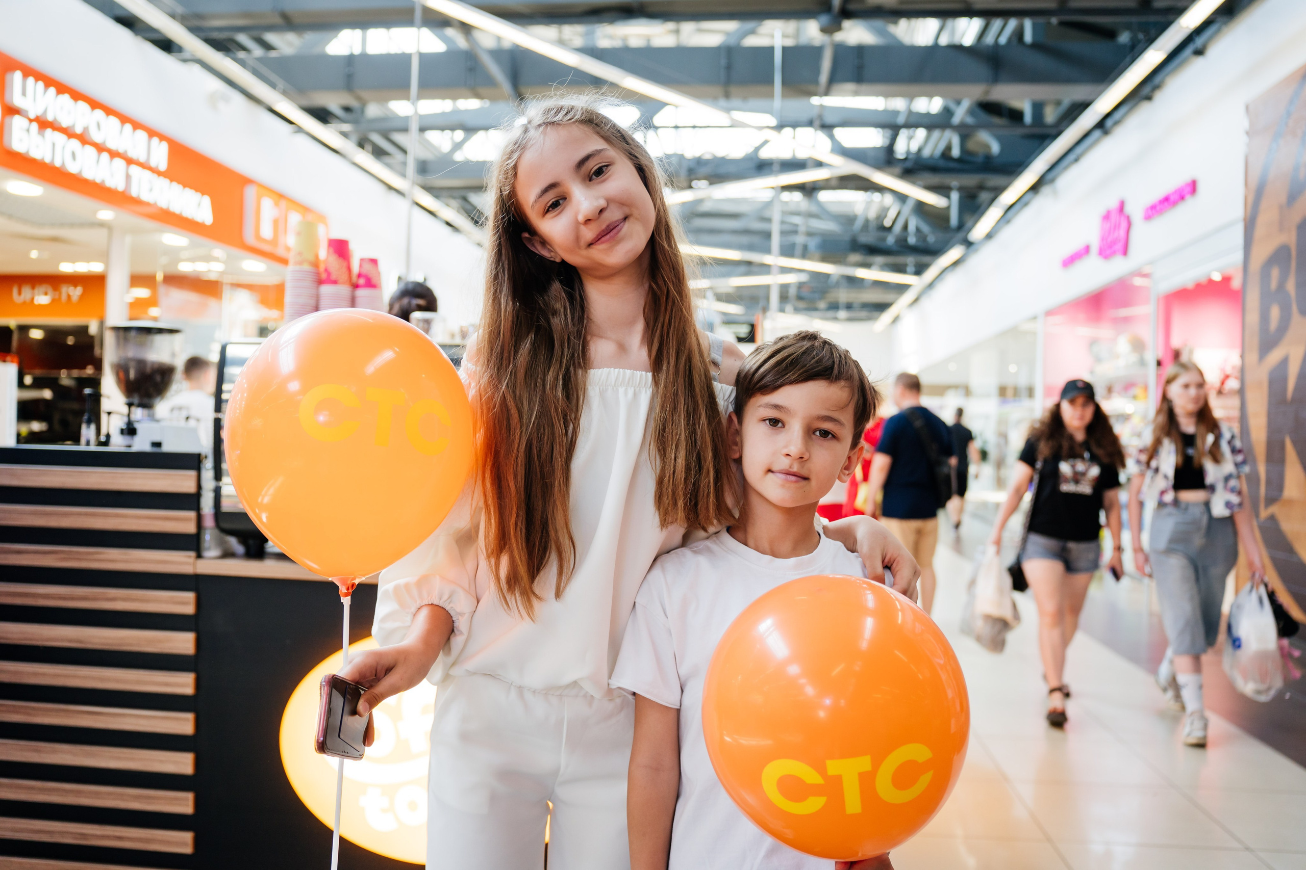 Промоакции СТС. Видеограф и Фотограф в Челябинске Ксения и Владимир Рюмины