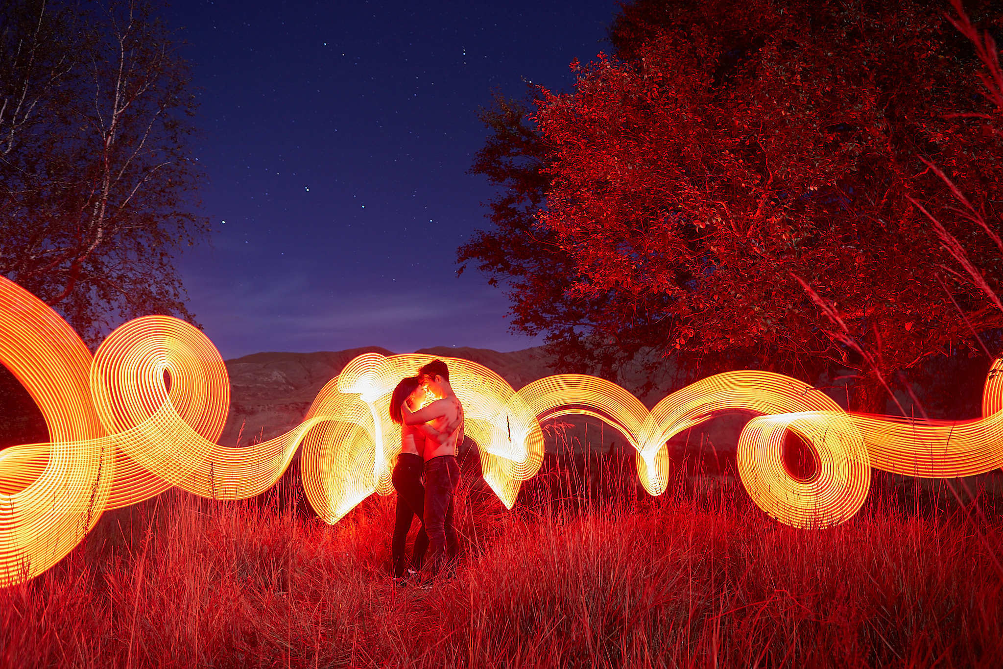 Темир + Вика (фризлайт). Фотограф Айдын Седип в Кызыле