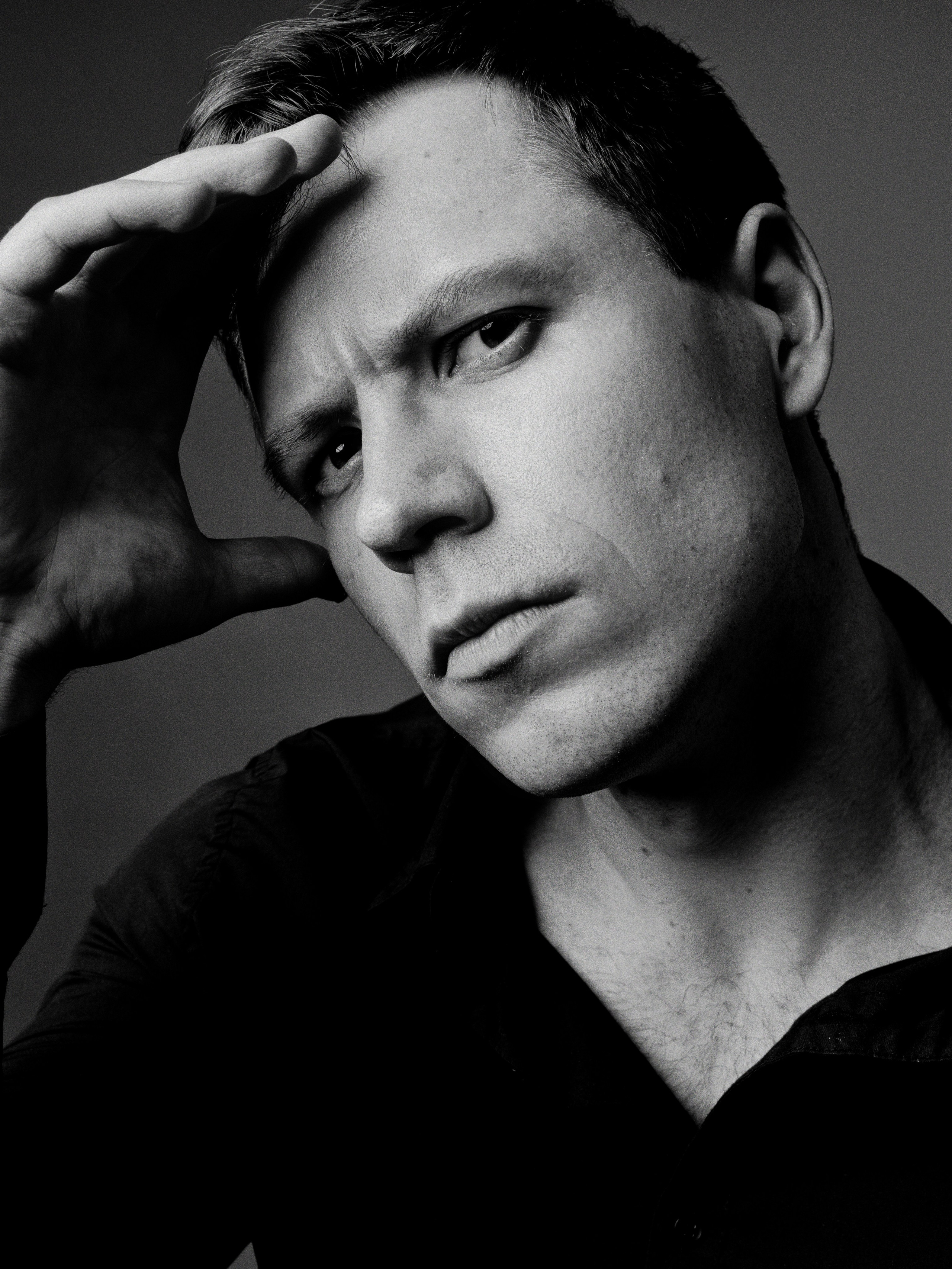 Фотосессия в центре СПб: прогулка с Софией у Исаакиевского и в Доме Зингера