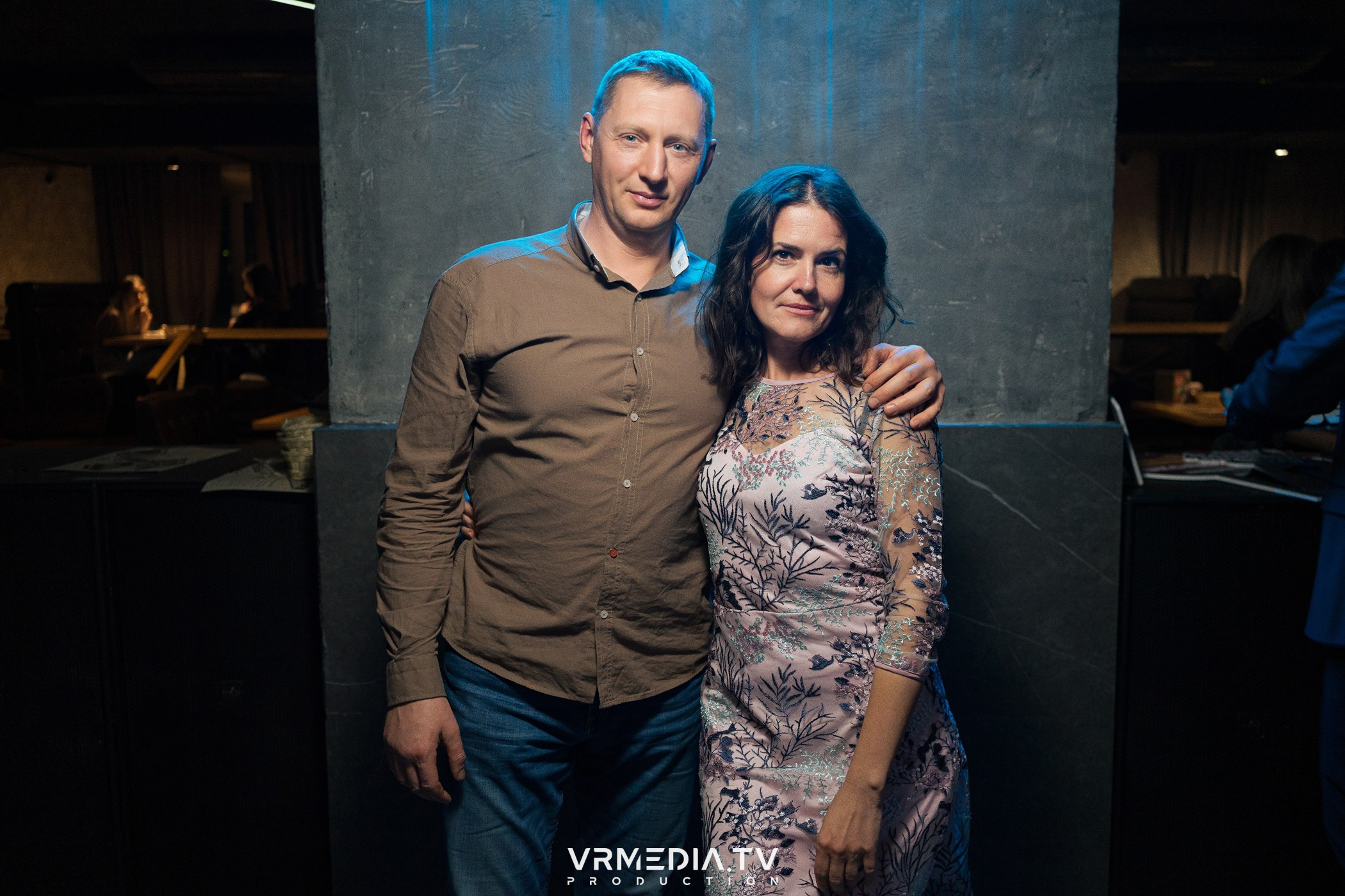 Эйнштейн Party в баре «Друзья»