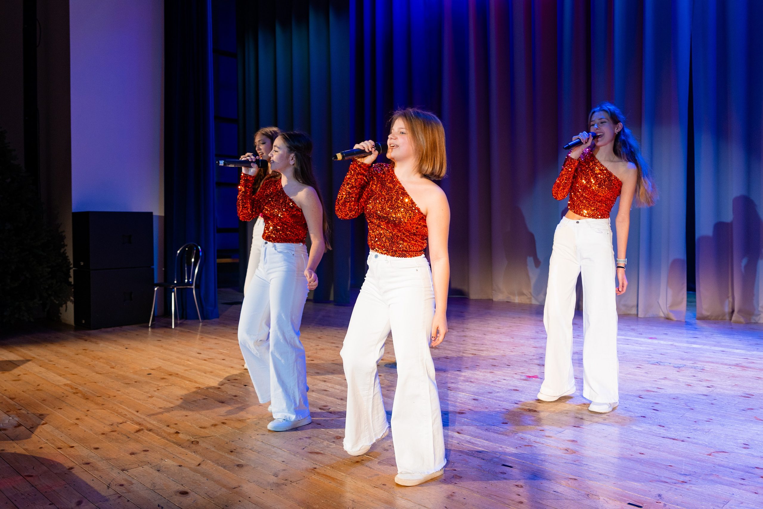 Концерт ДК Буривестник. Фотограф Никита Комаров