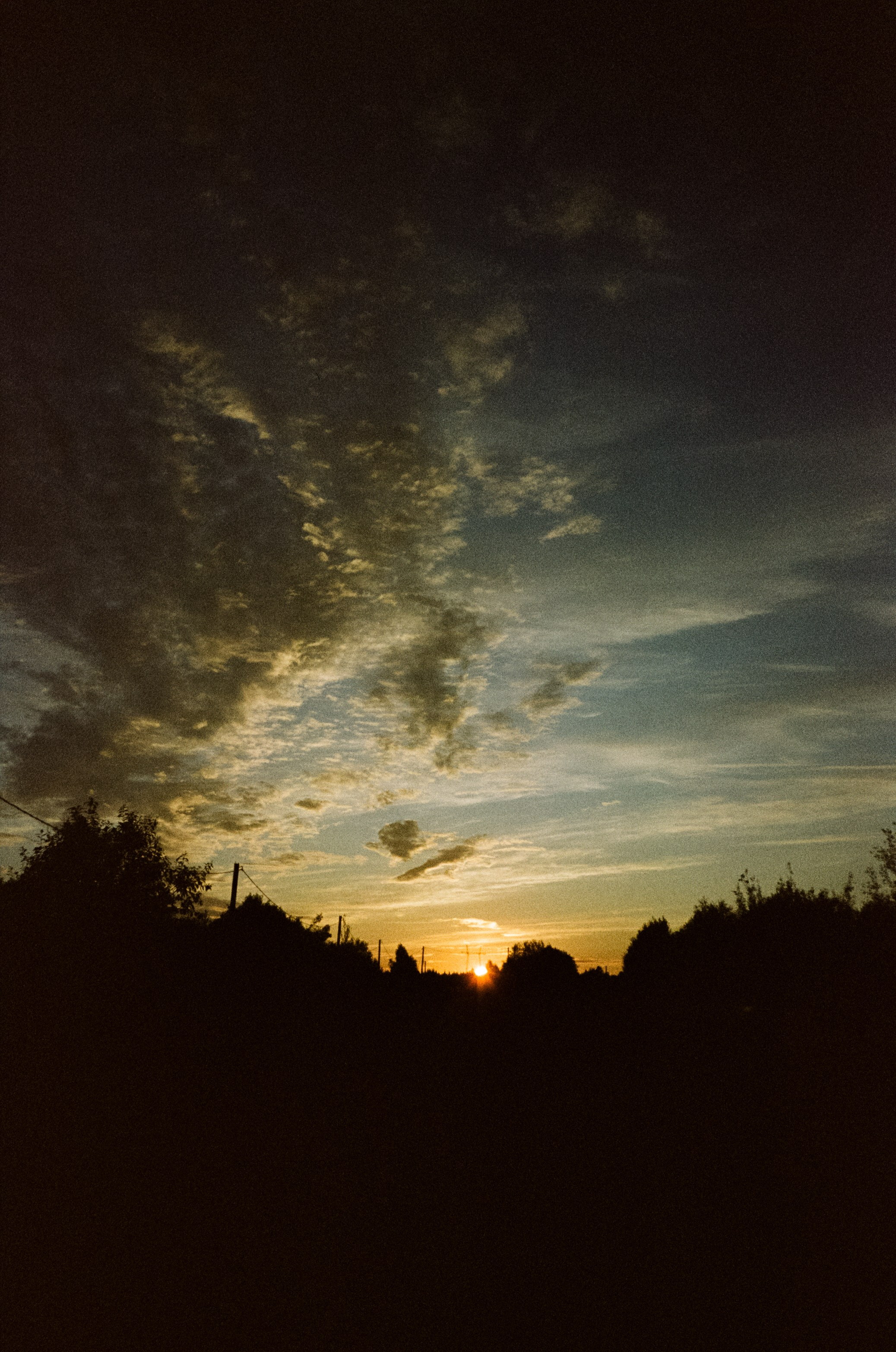 Ricoh MF-1 / Fujifilm X-tra 400 (просрочка) / Закат в Котово