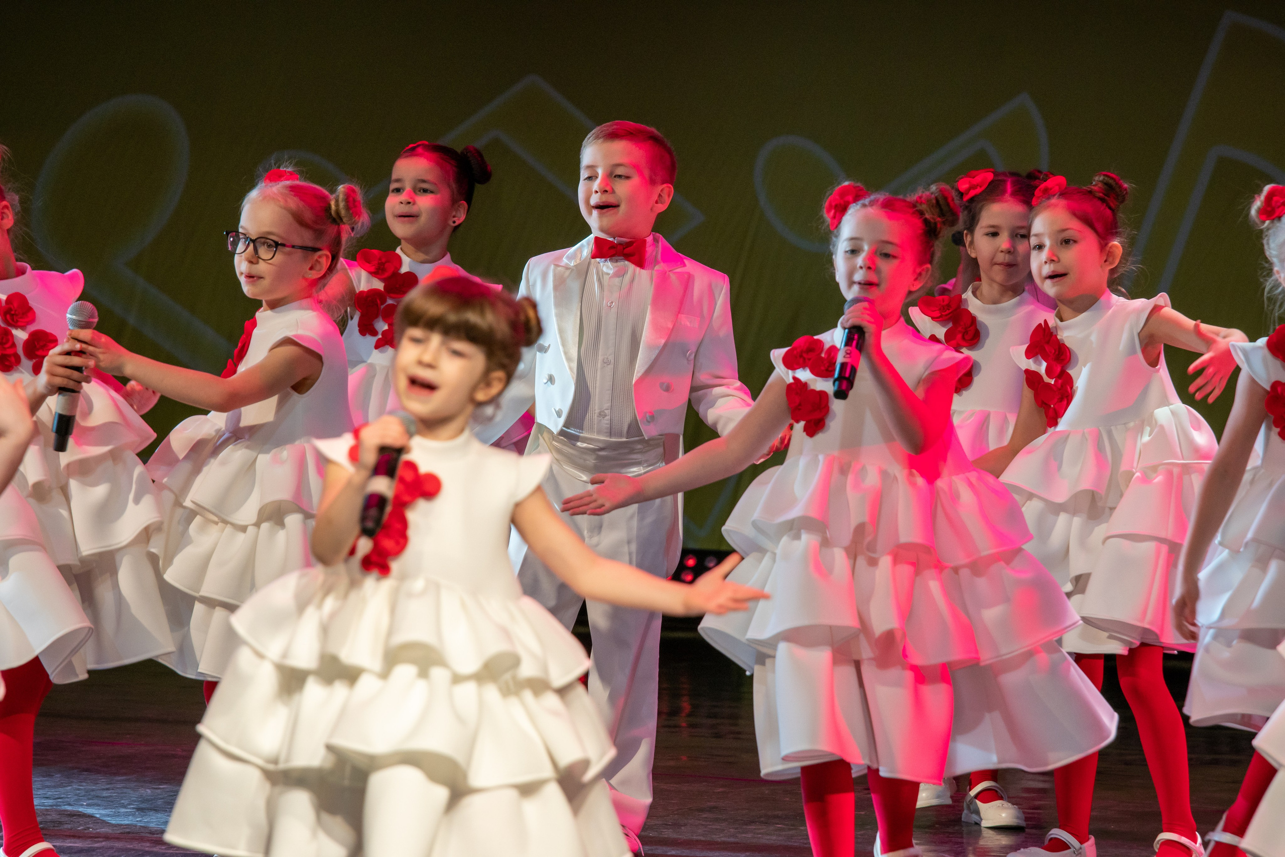 Съёмка концерта для Домисольки, большой концертный зал Космос. «Студия DRONAVT`s» — видеосъёмка и фотография г. Москва