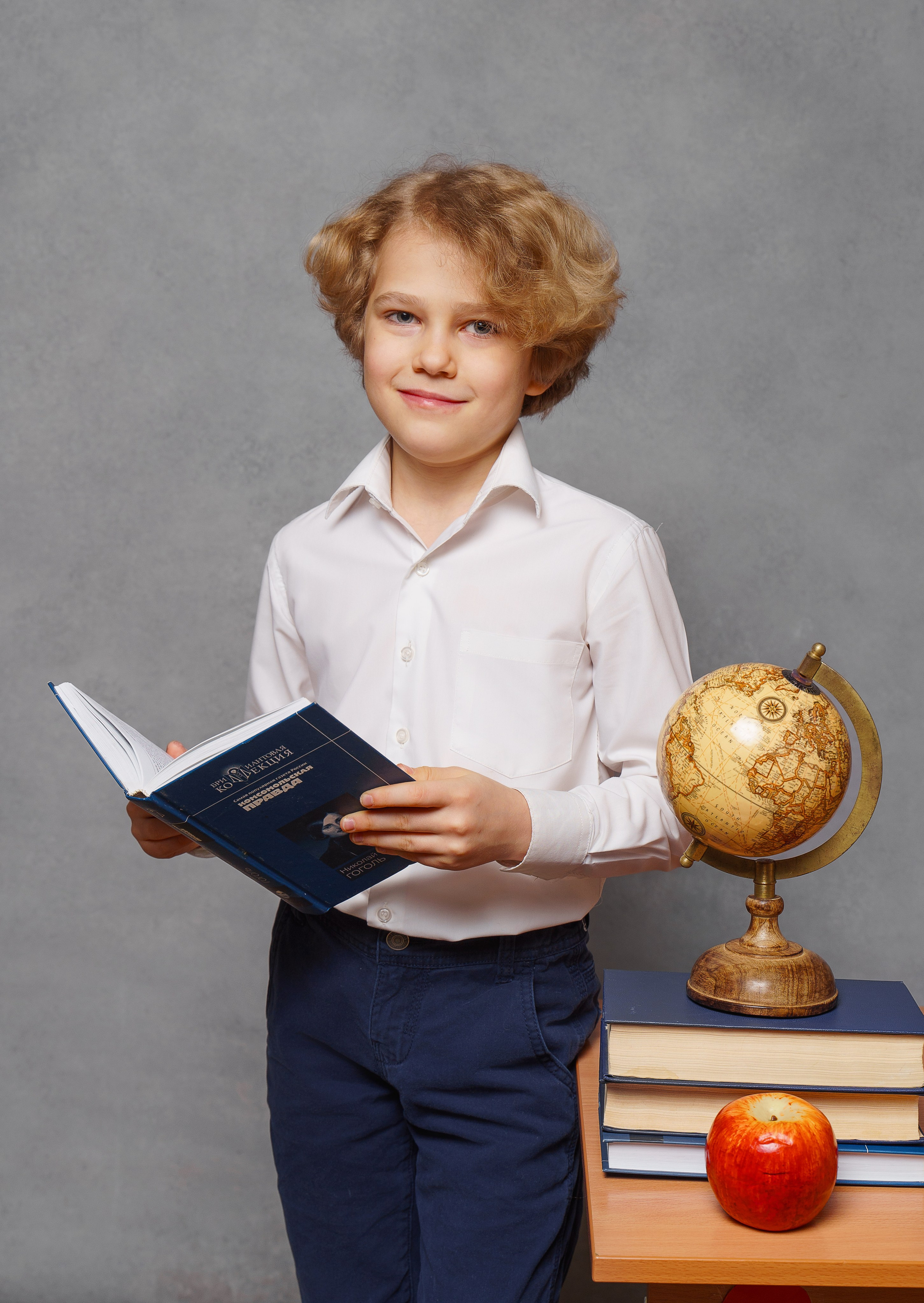 Дизайн «Алфавит». Стильные выпускные альбомы и индивидуальные фотосессии в Таганроге