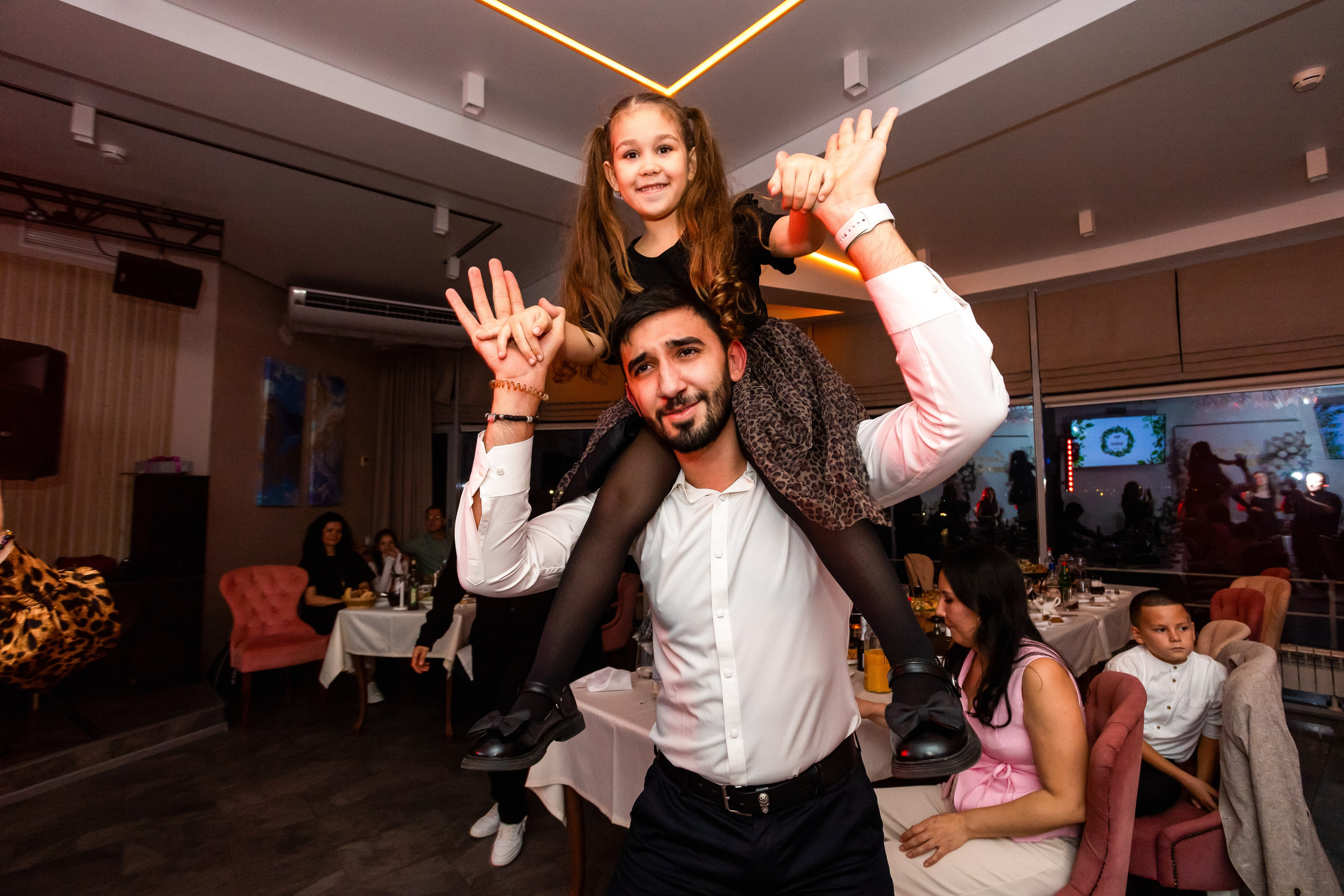 Банкет Иван и Даниэла. Репортажный фотограф Анапа