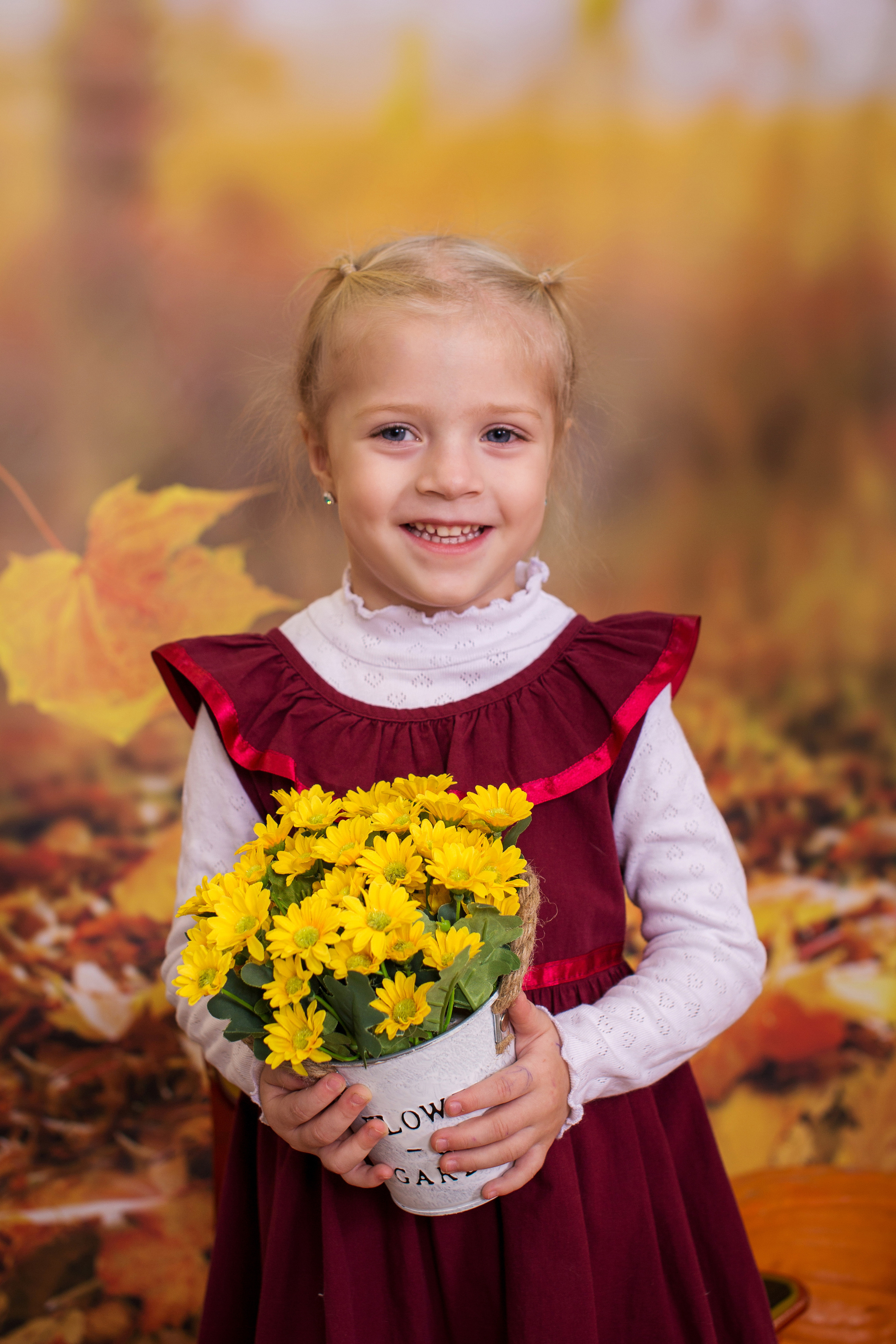 Теплая осень 2022. студия Калейдоскоп. Фотограф в Саратове Будимирова Ирина