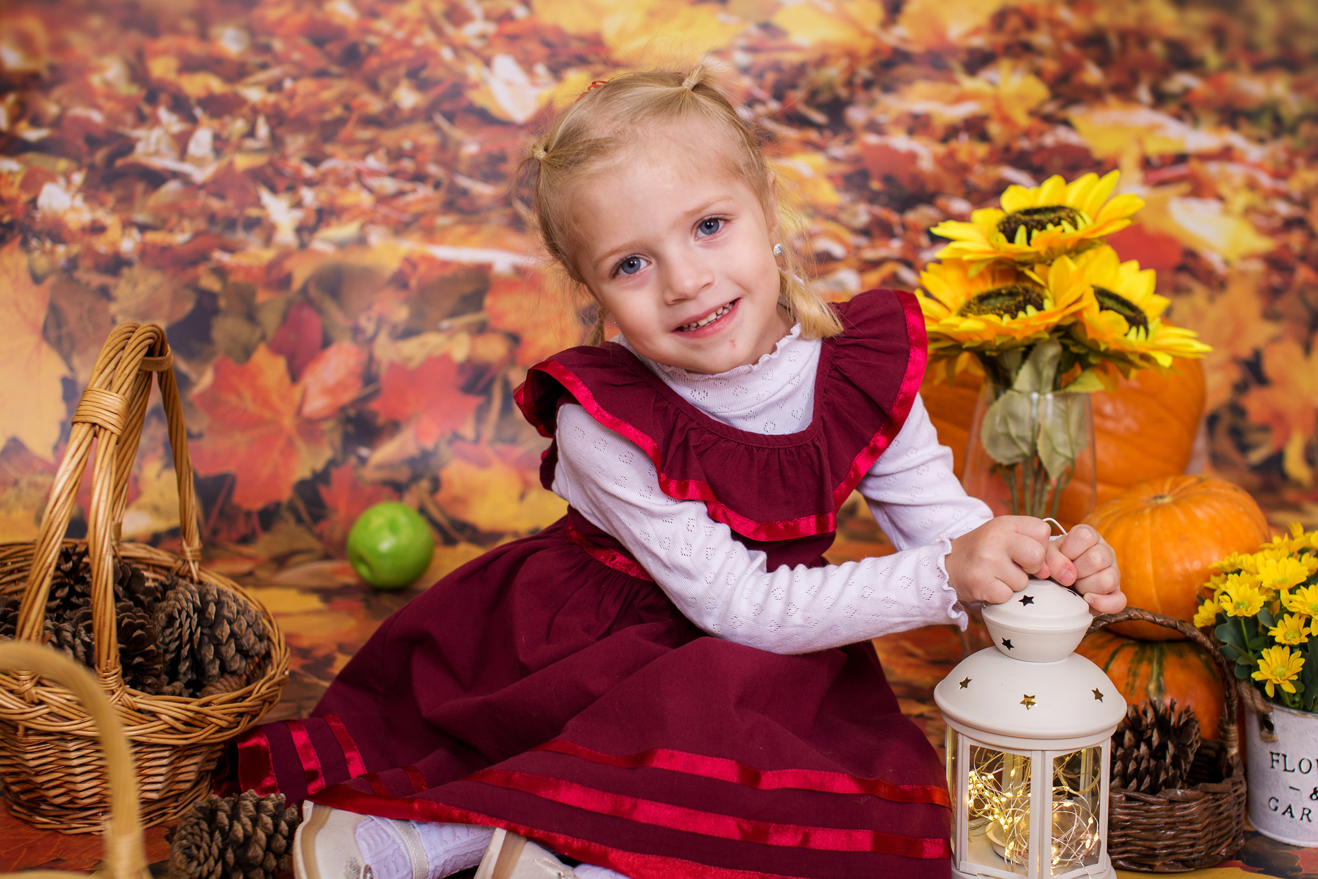 Теплая осень 2022. студия Калейдоскоп. Фотограф в Саратове Будимирова Ирина