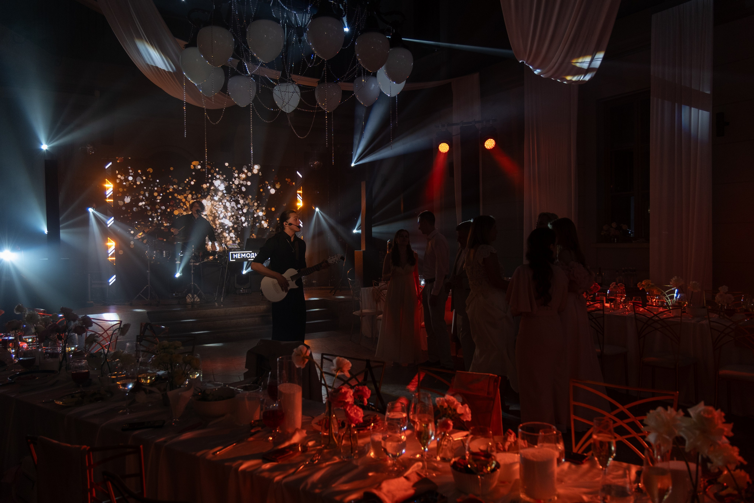 Счастливые часов не наблюдают. Свадебный и семейный фотограф в Санкт-Петербурге