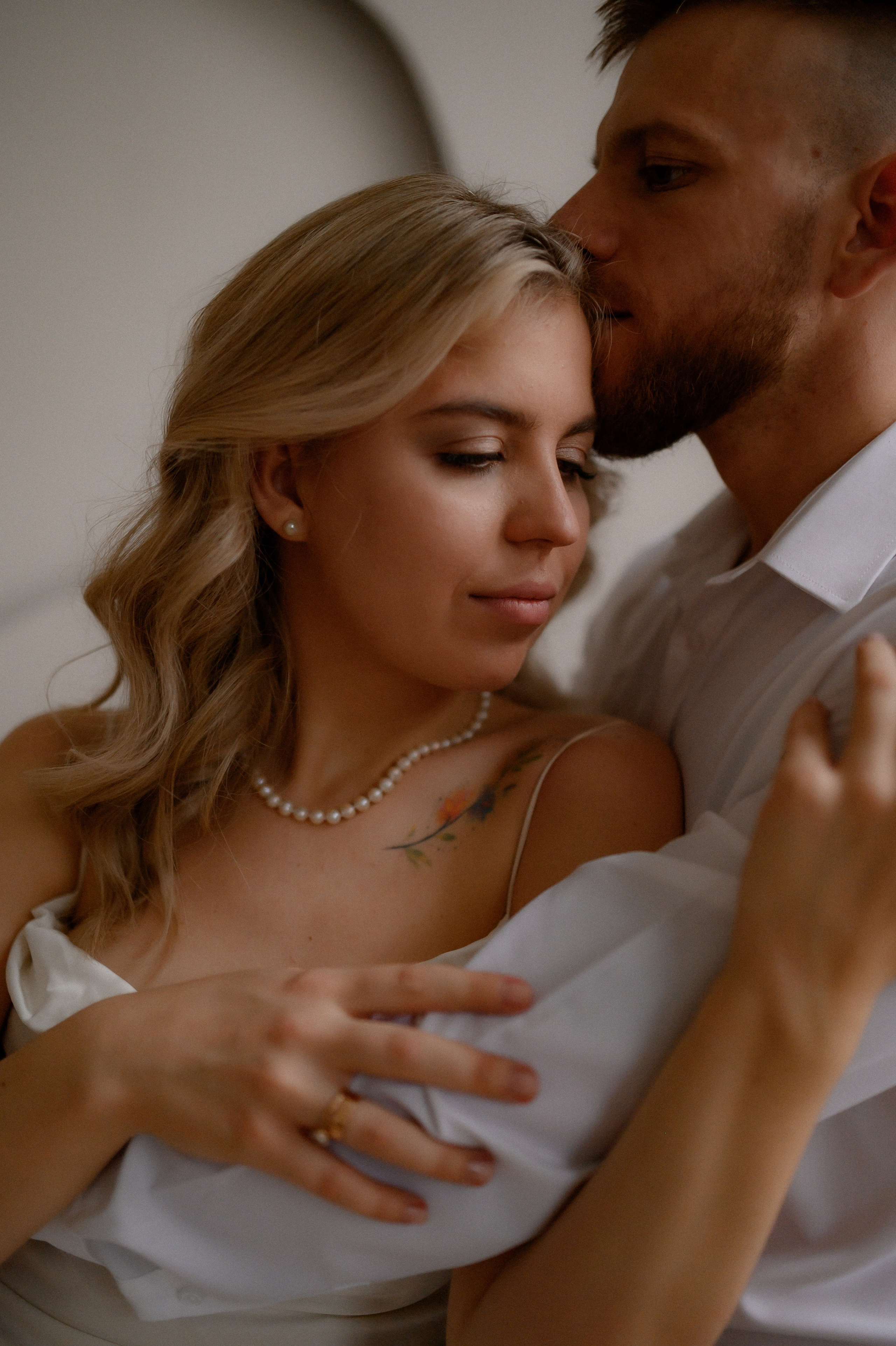 Коля и Алёна в студии. Семейный и свадебный lifestyle-фотограф в Москве Мария Петрова