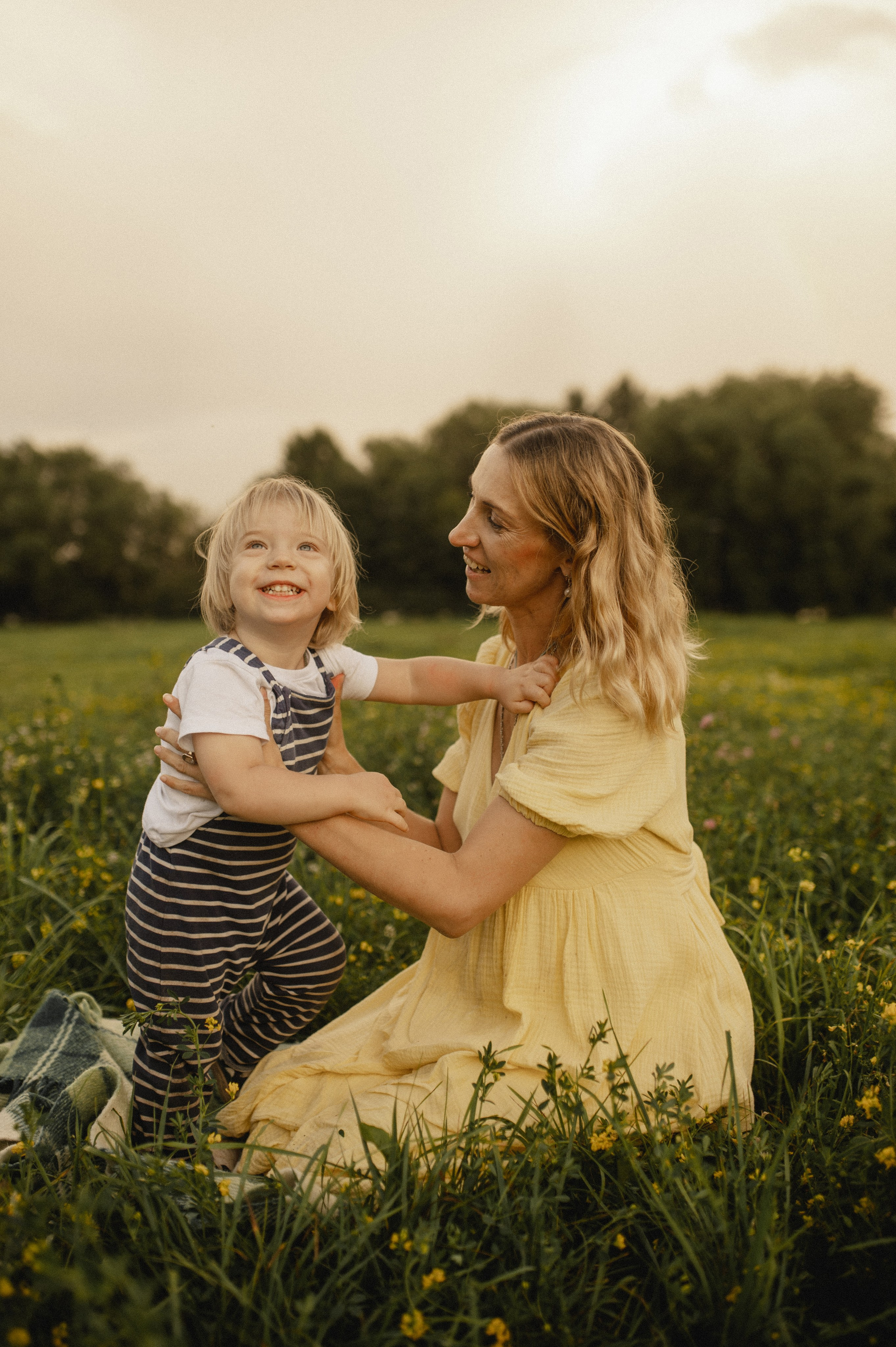 Фотосессия беременности мама и сын. Семейная фотосессия Бутово Москва фотограф Алина Морщагина