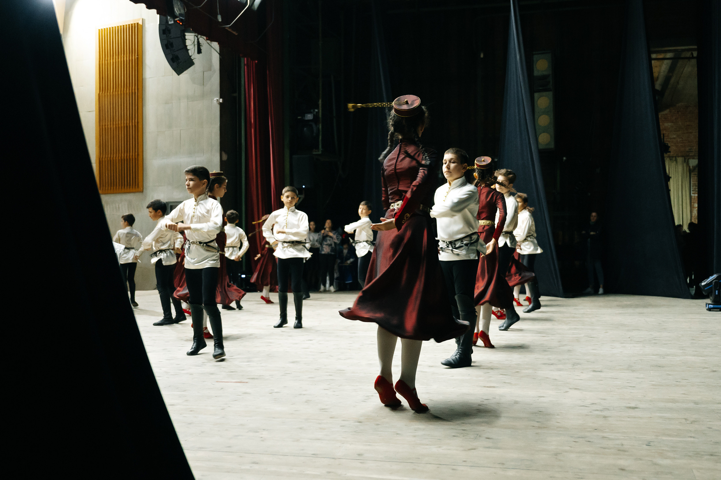 Зэрдах. Перед концертом. Свадебный и семейный фотограф Краснодар Майкоп Суслова Ольга