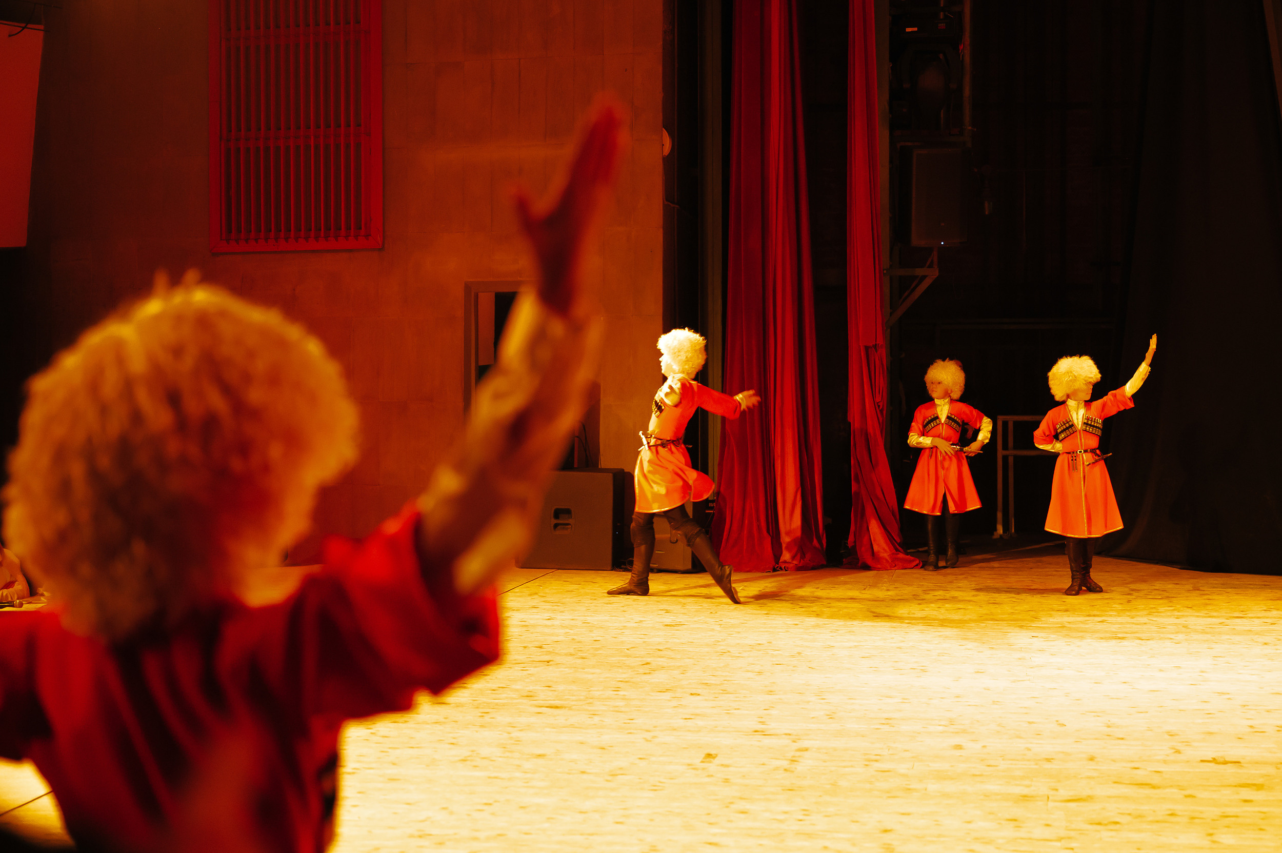 Зэрдах. Перед концертом. Свадебный и семейный фотограф Краснодар Майкоп Суслова Ольга