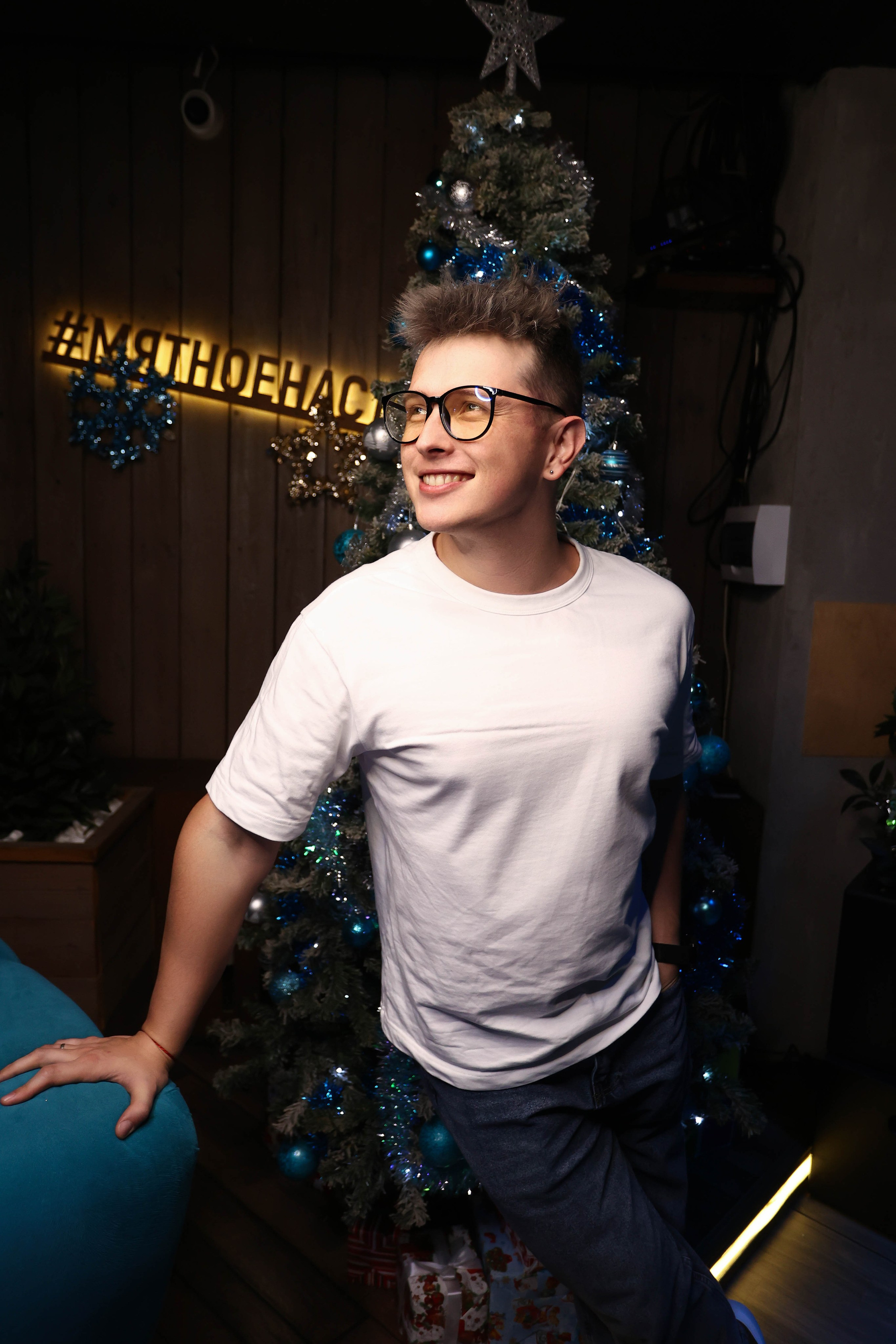 15/12/23 Новогоднее караоке в Мята Спортивная. Мята Спортивная — Кальянная, караоке, бар в Минске