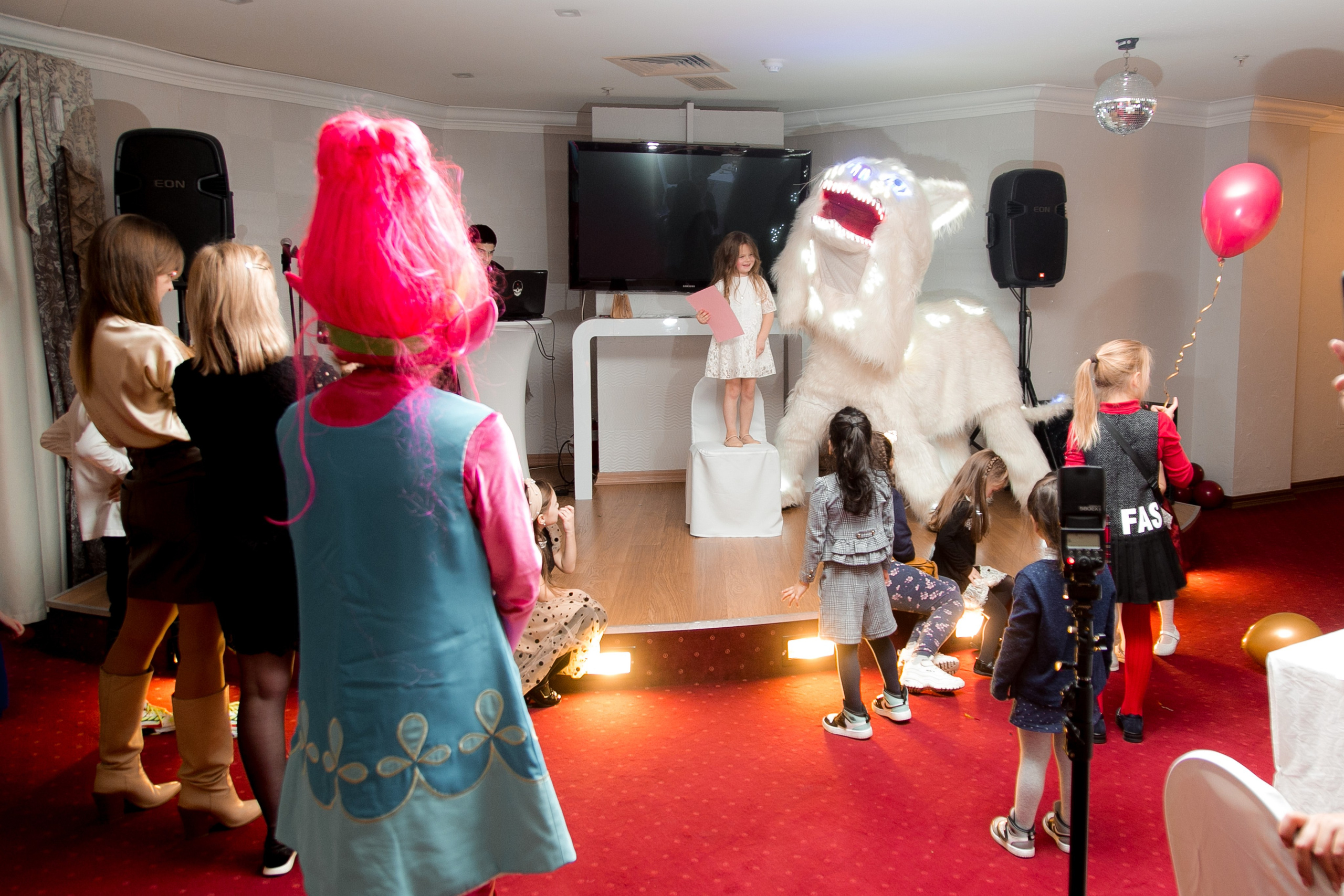 Фотосъемка детского Дня рождения Анечки. Репортажный фотограф Борис Геер