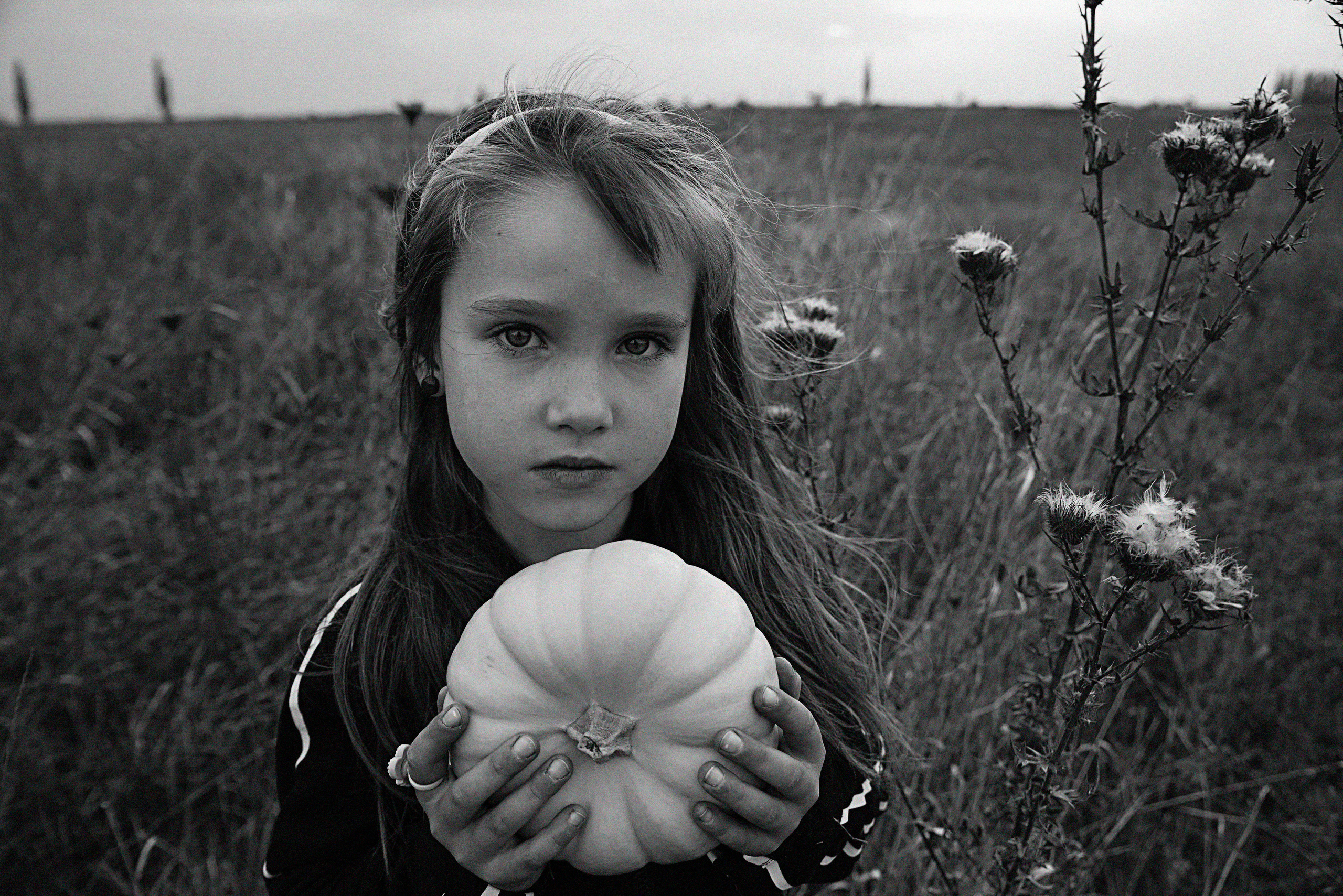 Дети и тыква. Портретный фотограф Краснодар. Ирина Чурюкина