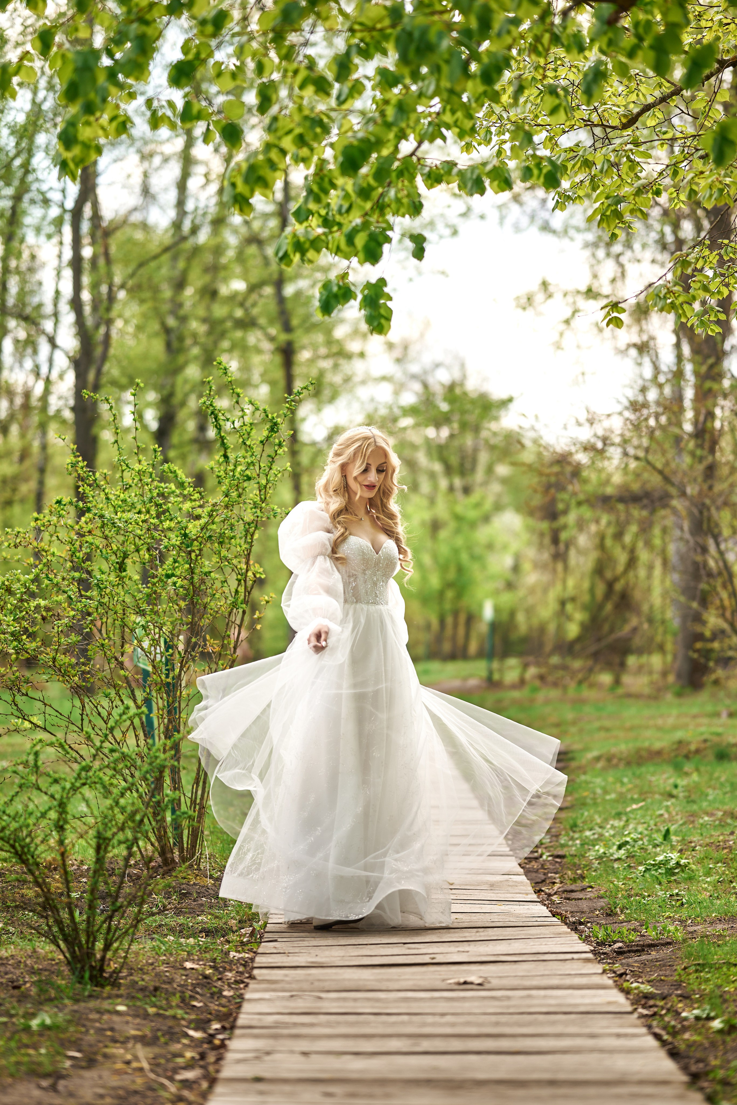 Фотограф Старый Оскол, Губкин. Свадебная фотосессия, доступная цена. Профессиональный фотограф Старый Оскол, Губкин — свадьба, венчание, крещение, юбилей и день рождения