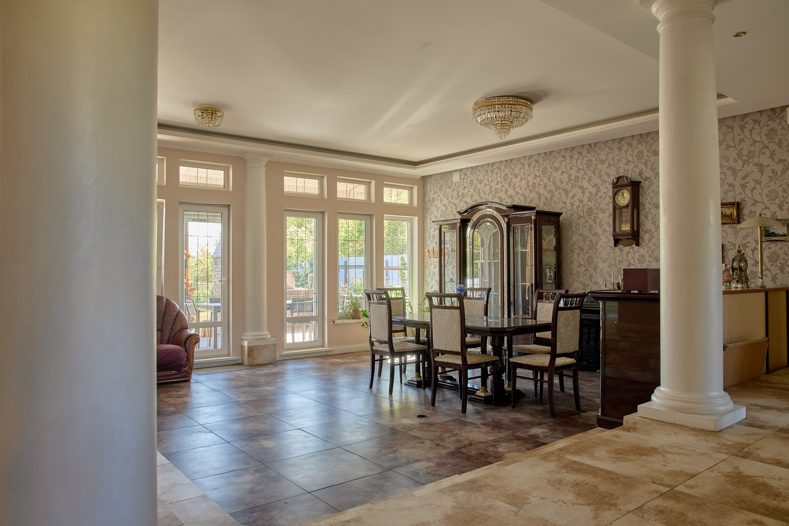 съемка коммерческих помещений, фотосъемка крытого футбольного стадиона, фотограф для съёмки гостиниц и отелей, фотосъемка гостиничных номеров, фотограф интерьеров Волжский.