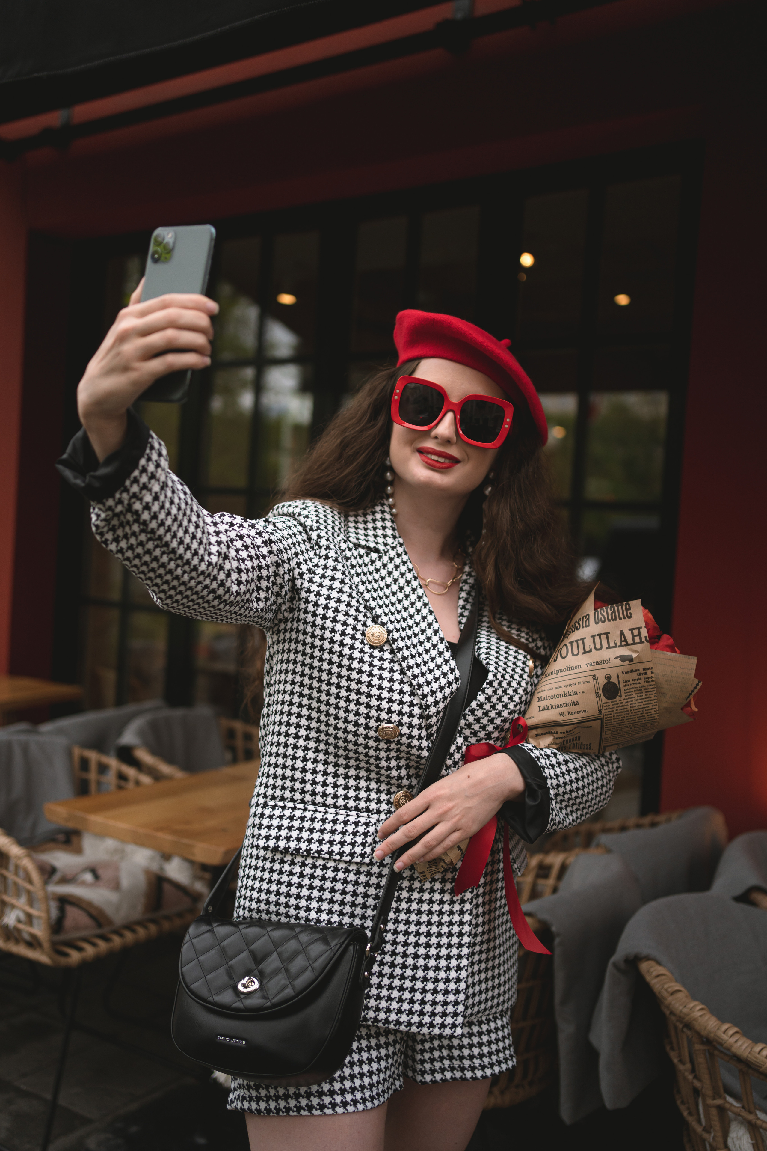 Саша (стилизованная съемка Эмили в Париже). Женский, мужской портрет, семейные съемки в Москве. Контент съемка