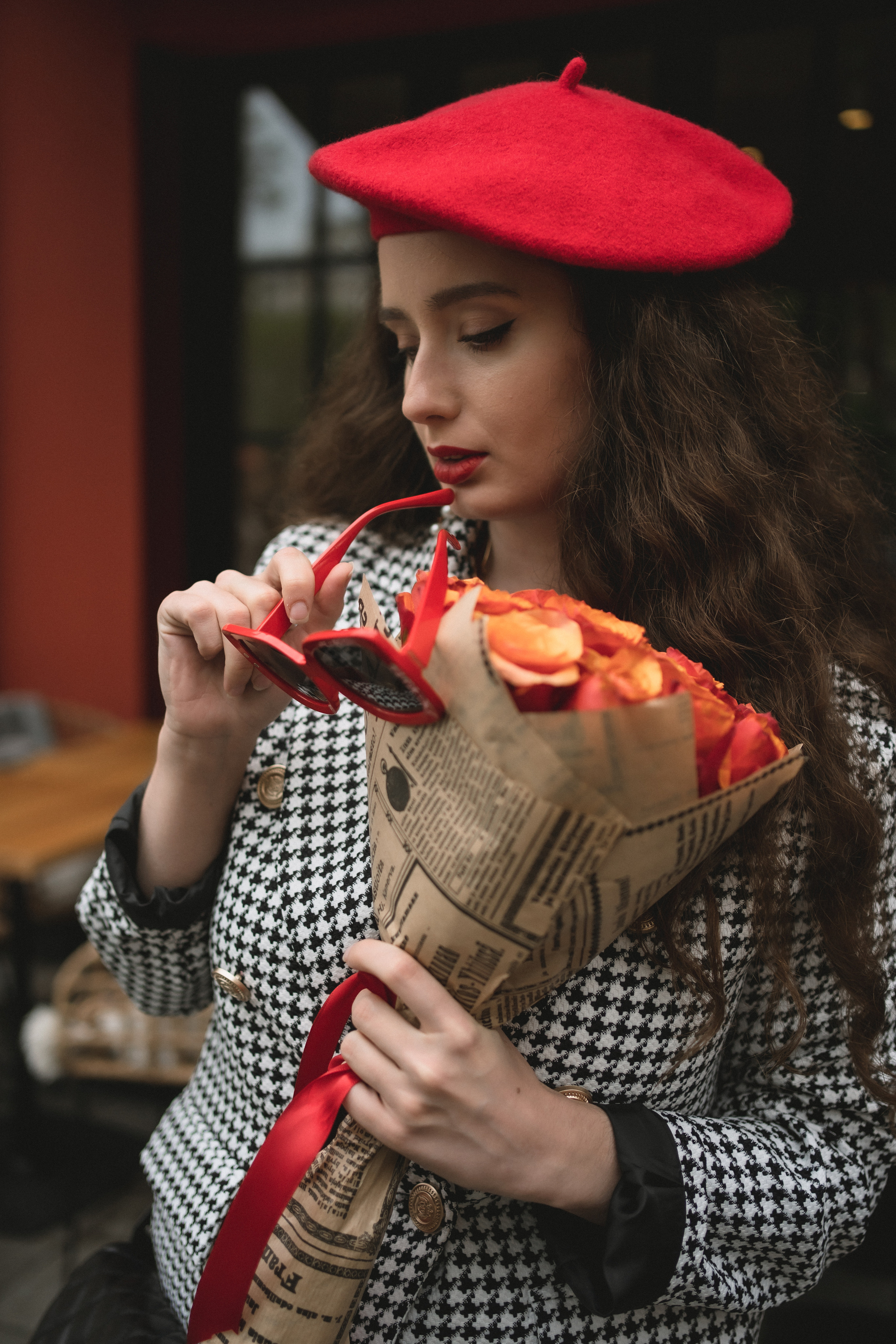 Саша (стилизованная съемка Эмили в Париже). Женский, мужской портрет, семейные съемки в Москве. Контент съемка