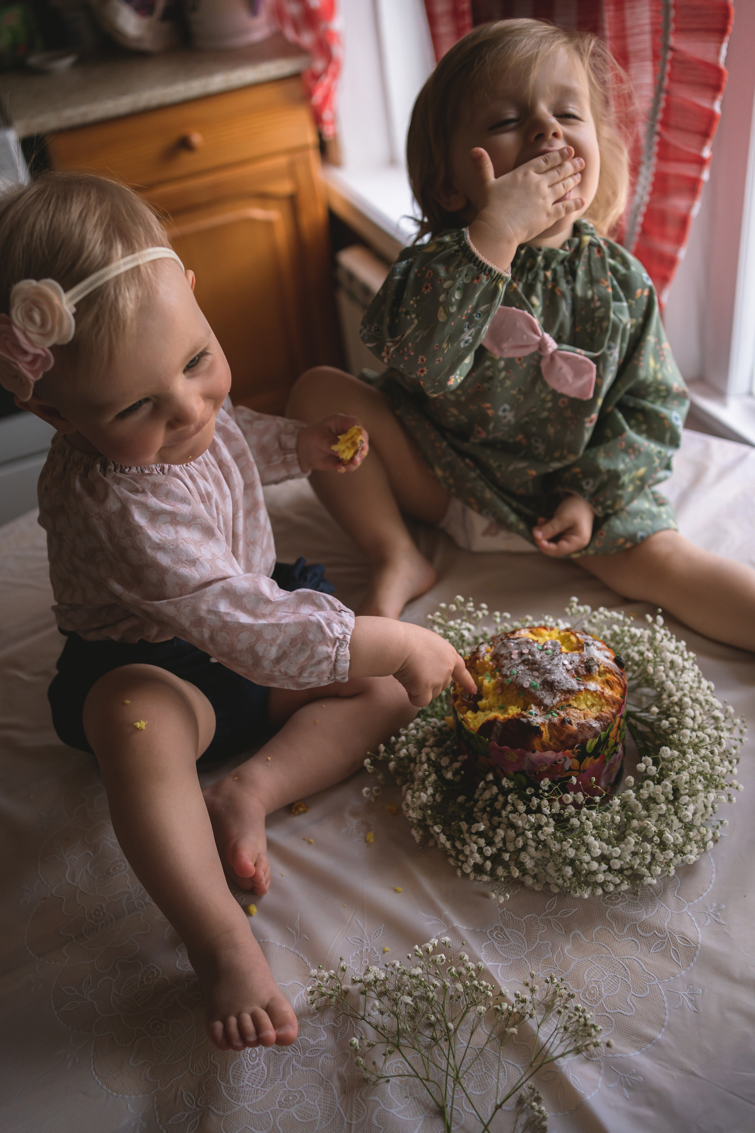 Пасхальные зайчики. Женский, мужской портрет, семейные съемки в Москве. Контент съемка