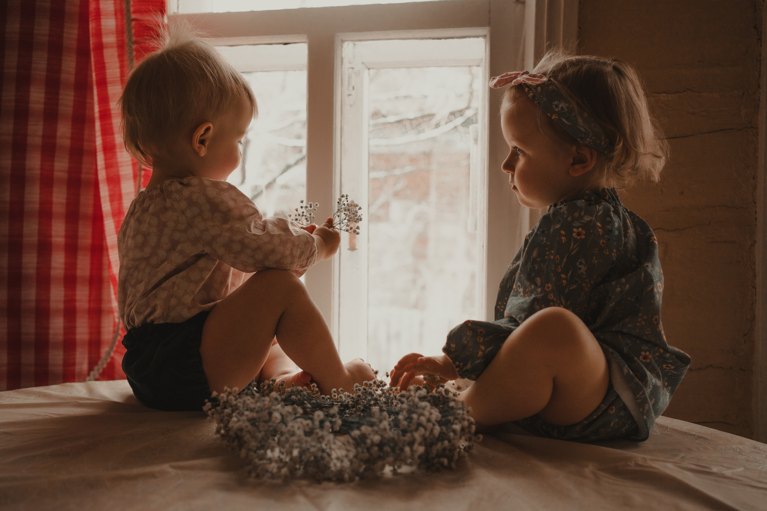 Пасхальные зайчики. Женский, мужской портрет, семейные съемки в Москве. Контент съемка