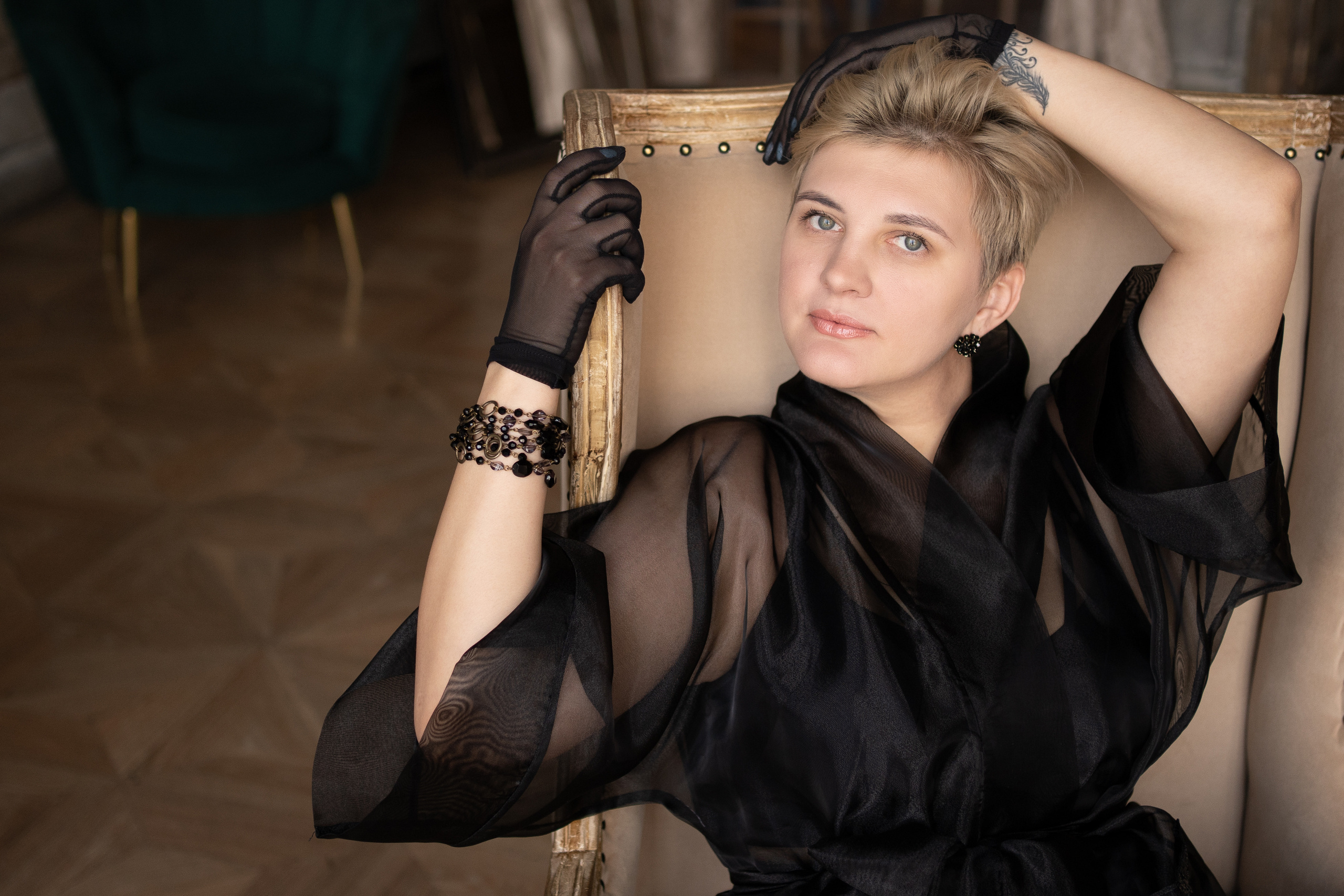 Настя (будуарная съемка в студии). Женский, мужской портрет, семейные съемки в Москве. Контент съемка