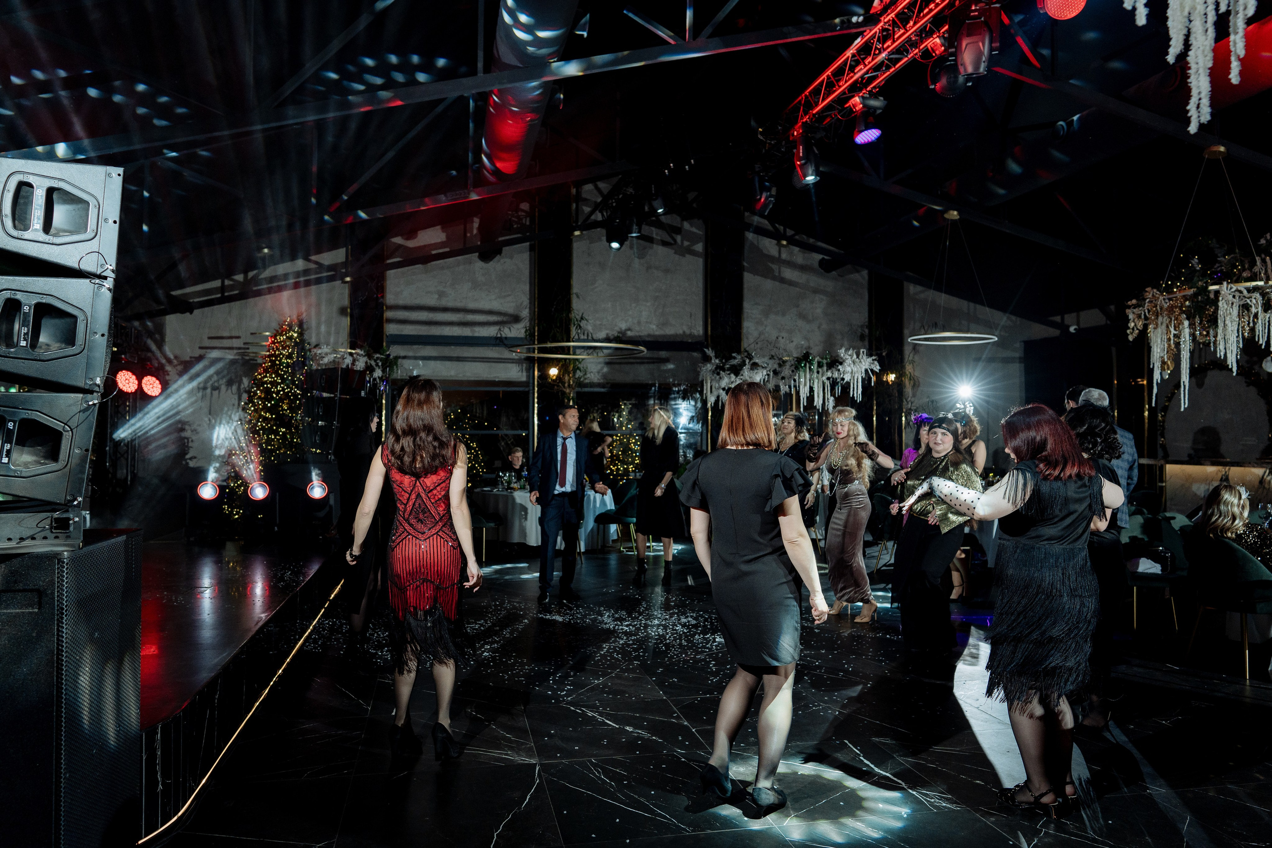 Альбион Тур