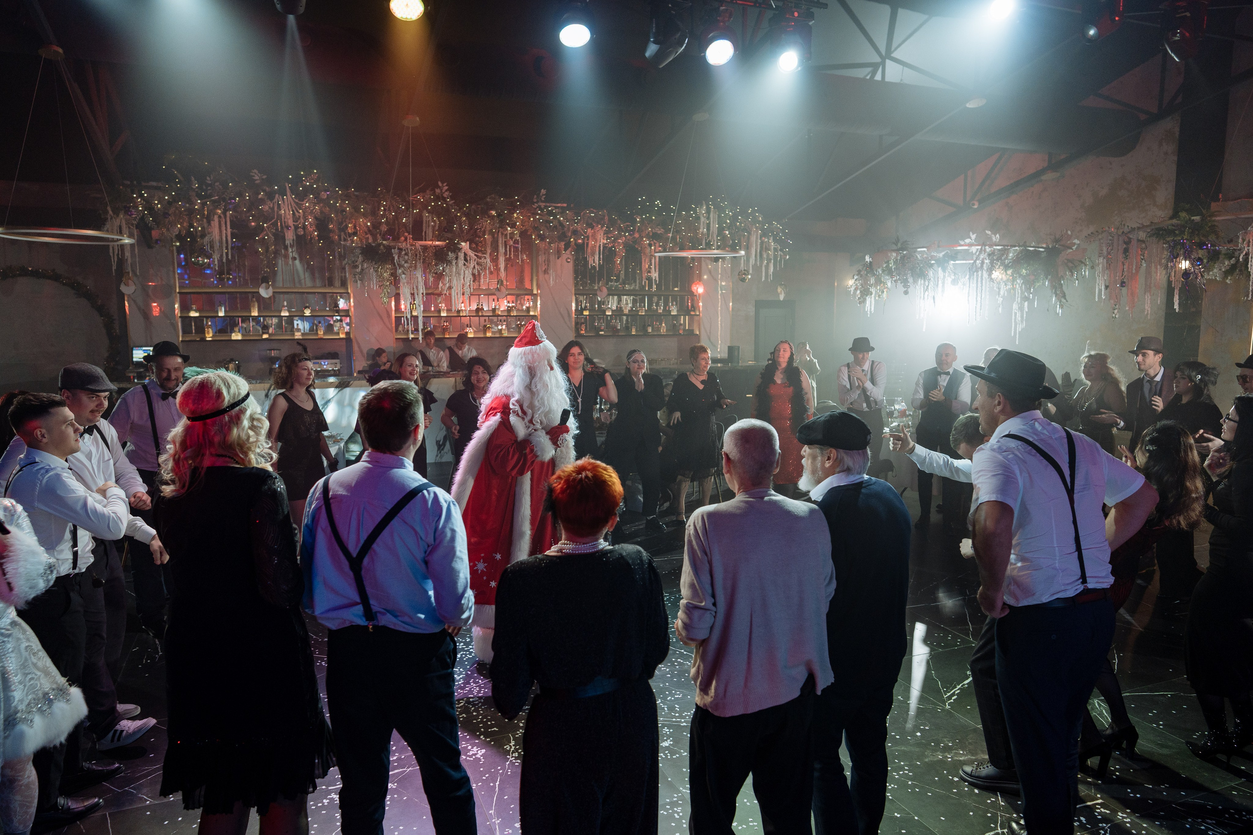 Альбион Тур