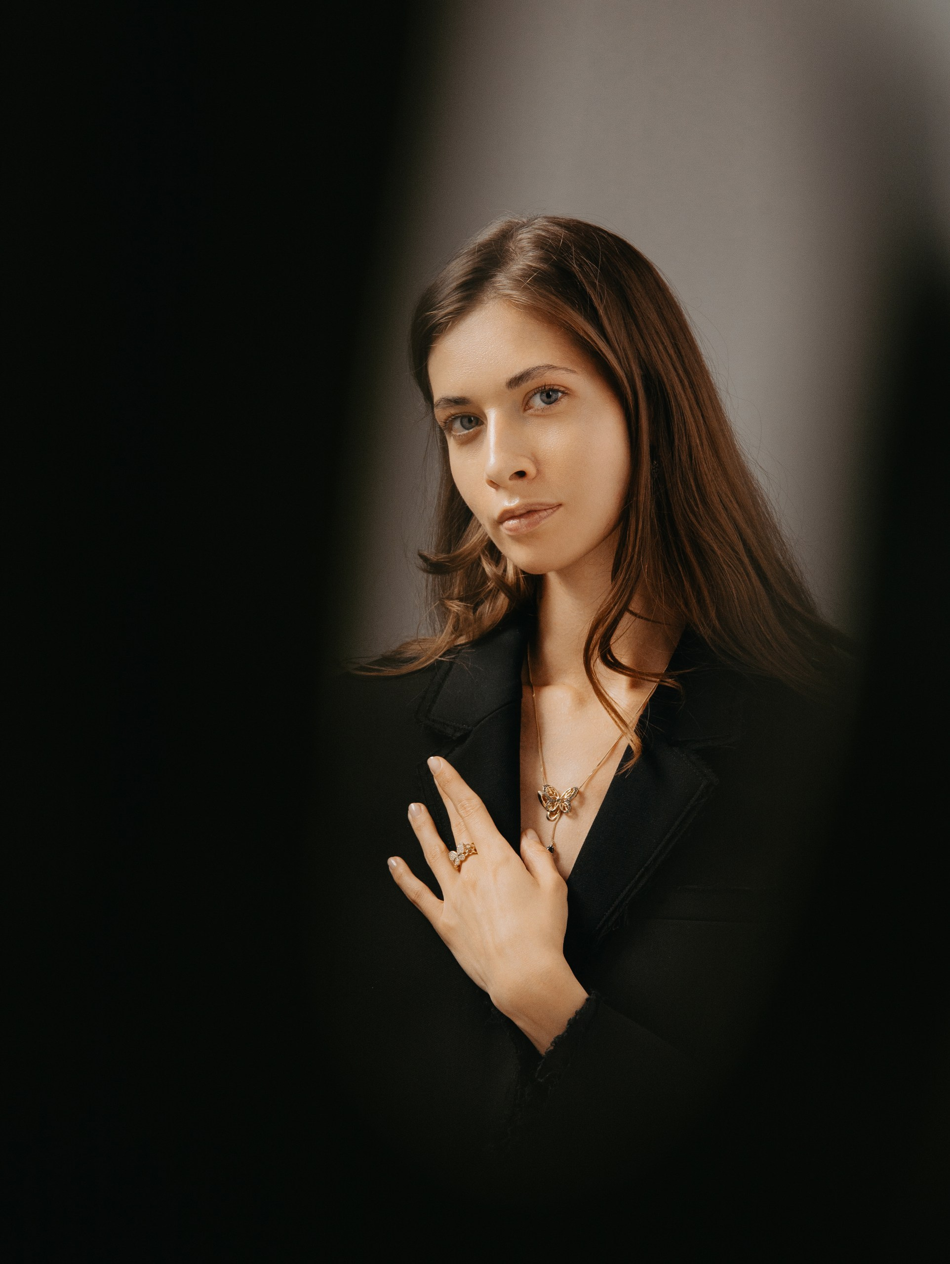 Avivo Jewelry. Коммерческий и некоммерческий фотограф в Алматы Сланбек Адиль