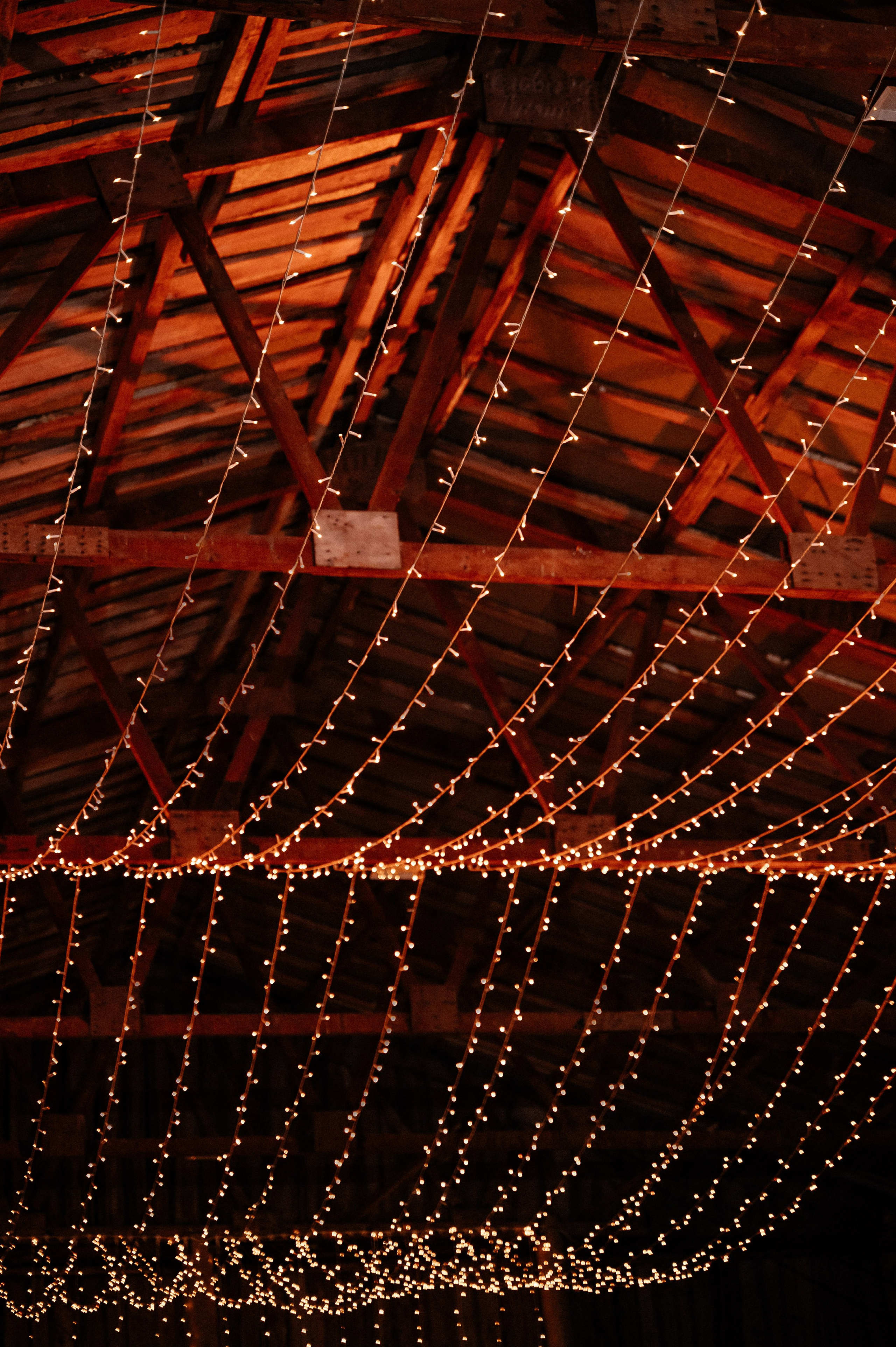 «Дождь за окном, счастье — внутри». Свадебный и семейный фотограф в Чебоксарах Ирина Левнер