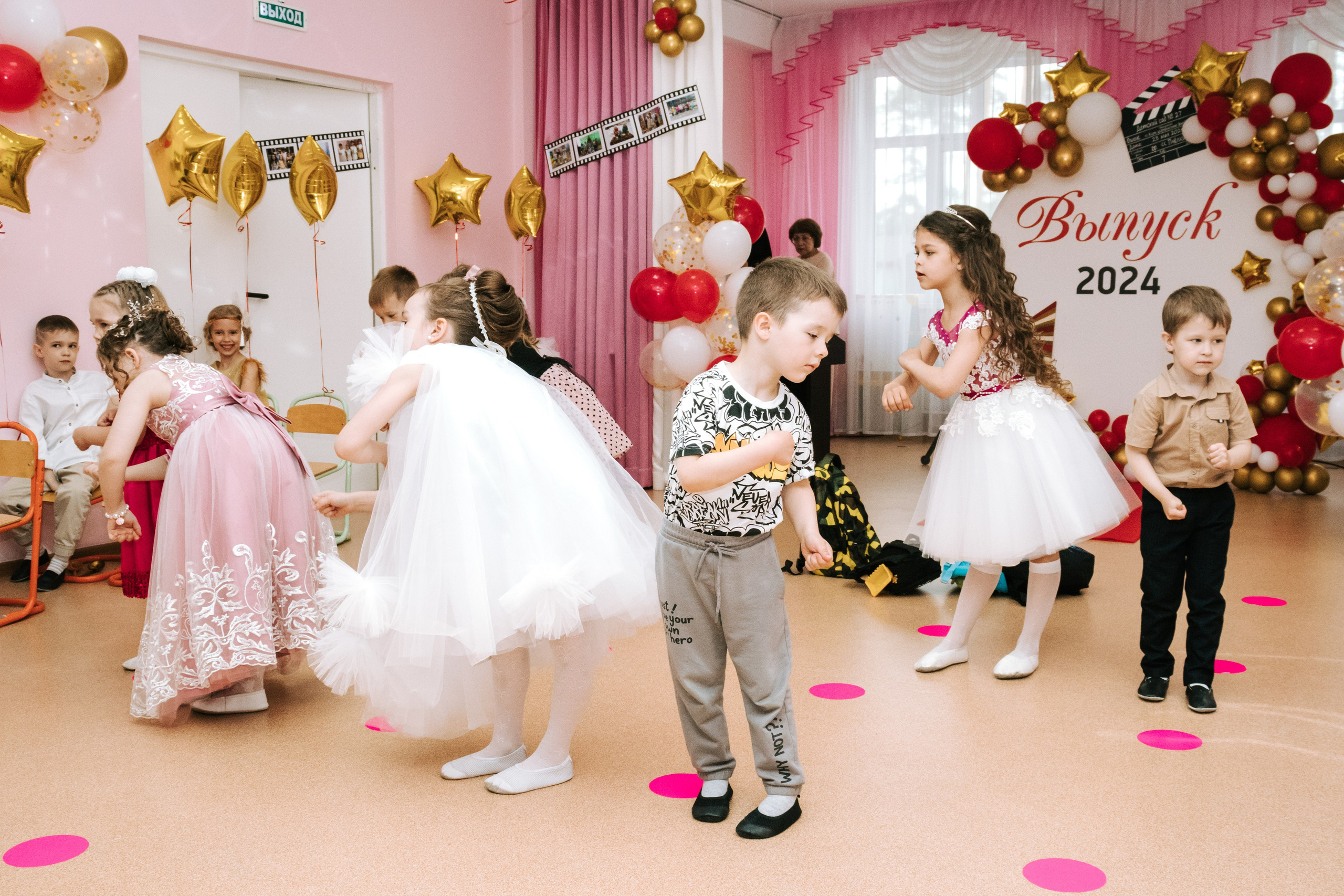 Фотограф на выпускной Детского сада Томск. Фотограф в Томске Дарья Пучкина
