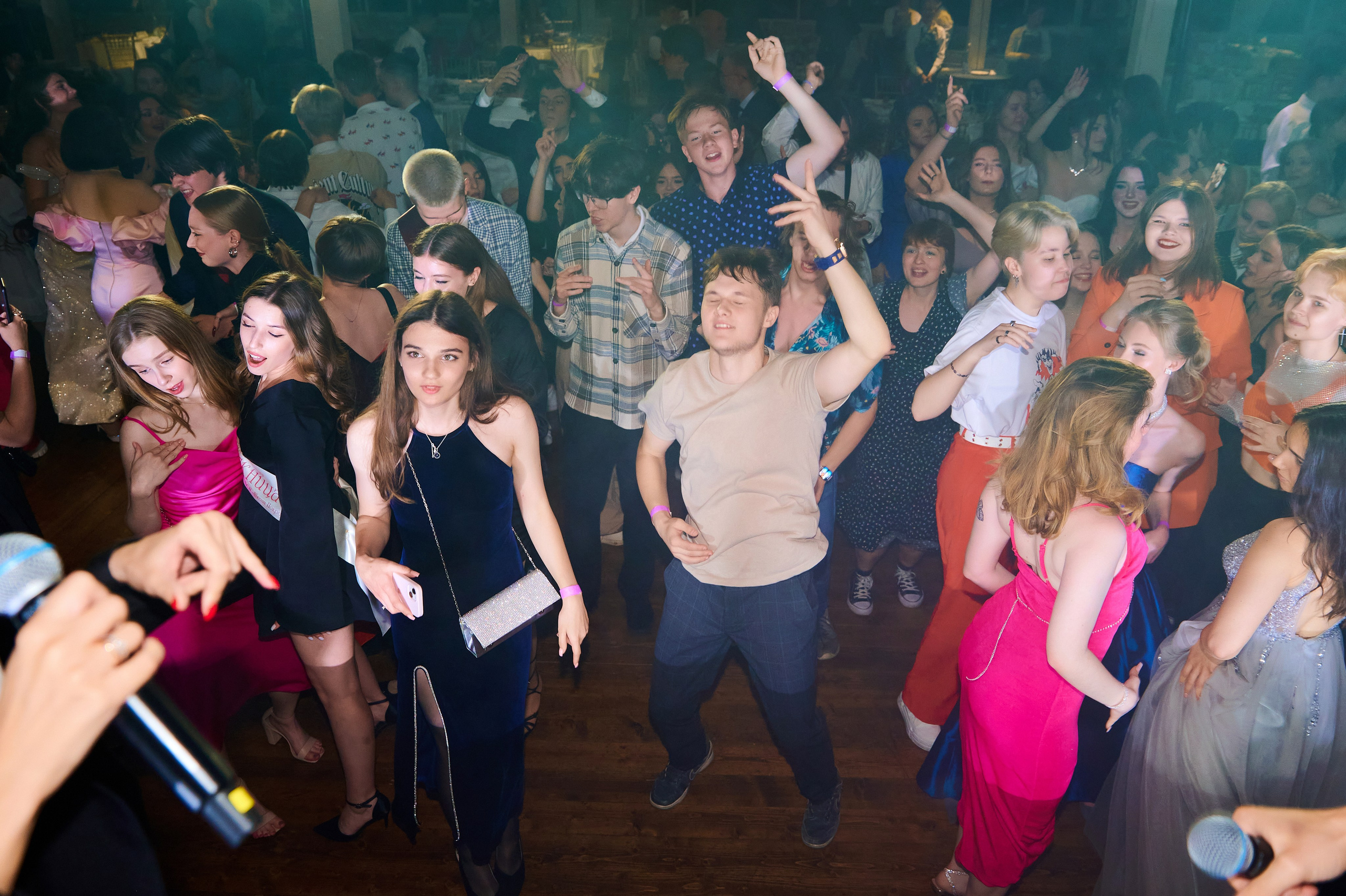 Школа. Выпускные 11 классы. Goganaft.ru — Репортажный фотограф в Москве Георгий Коненков