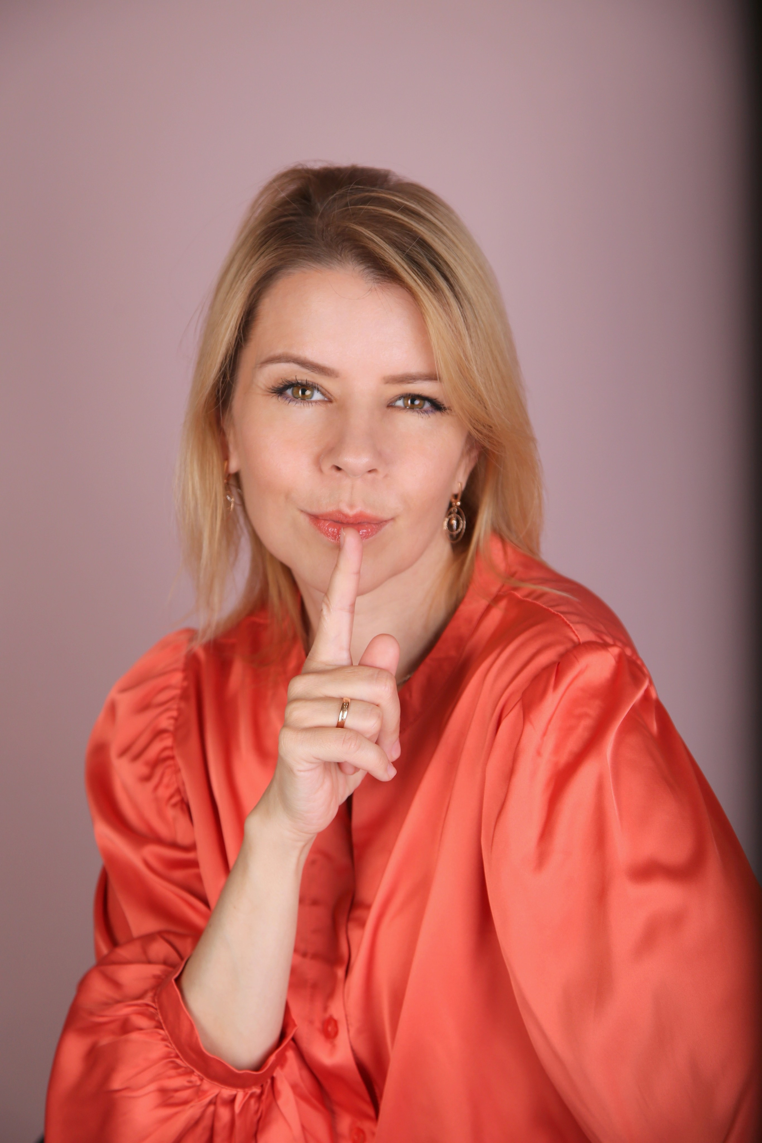 Актёрское портфолио. Фотограф-режиссёр Майя | Москва