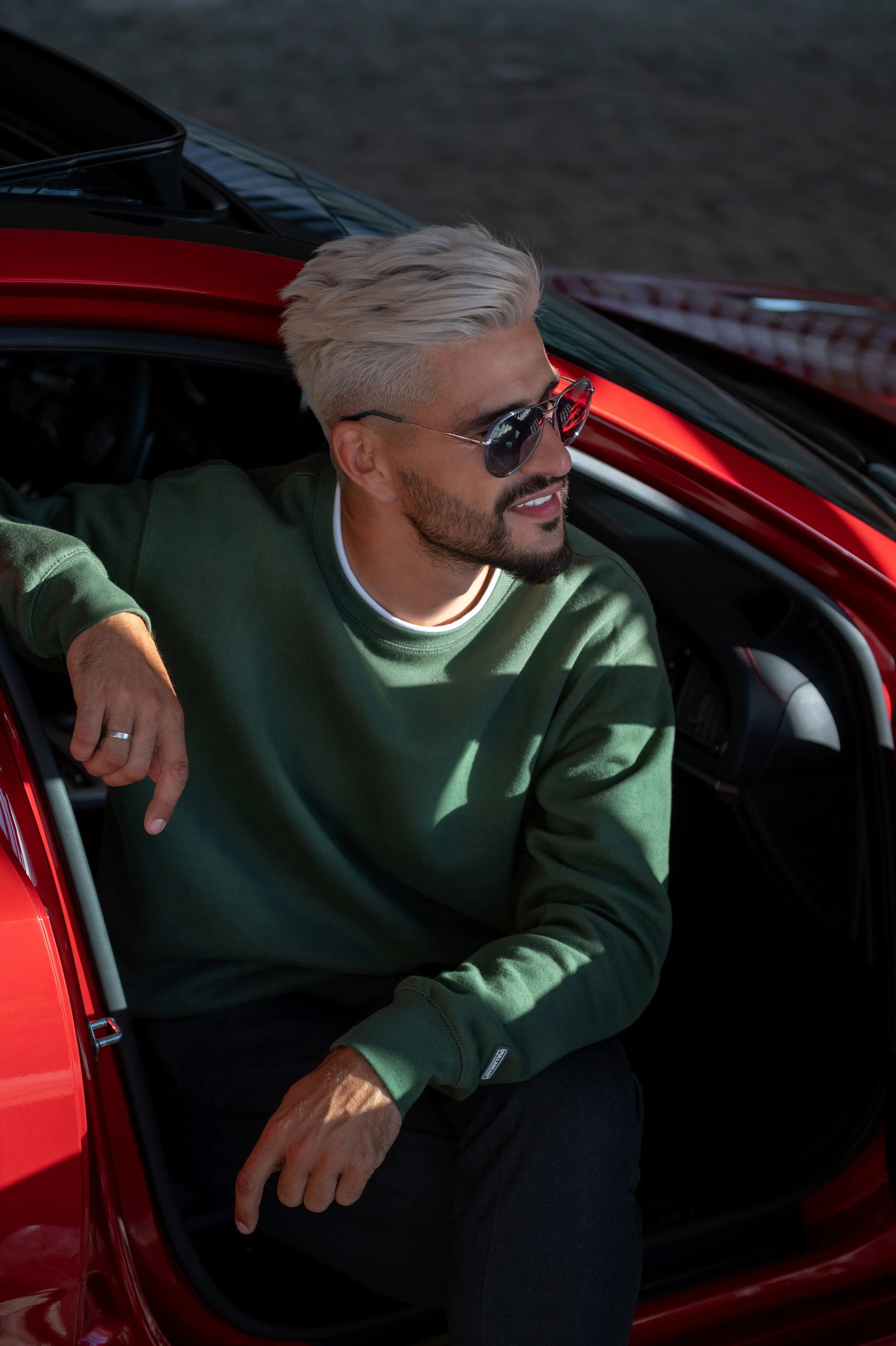 KIA Ambassador. Фотограф Владимир Черняховский